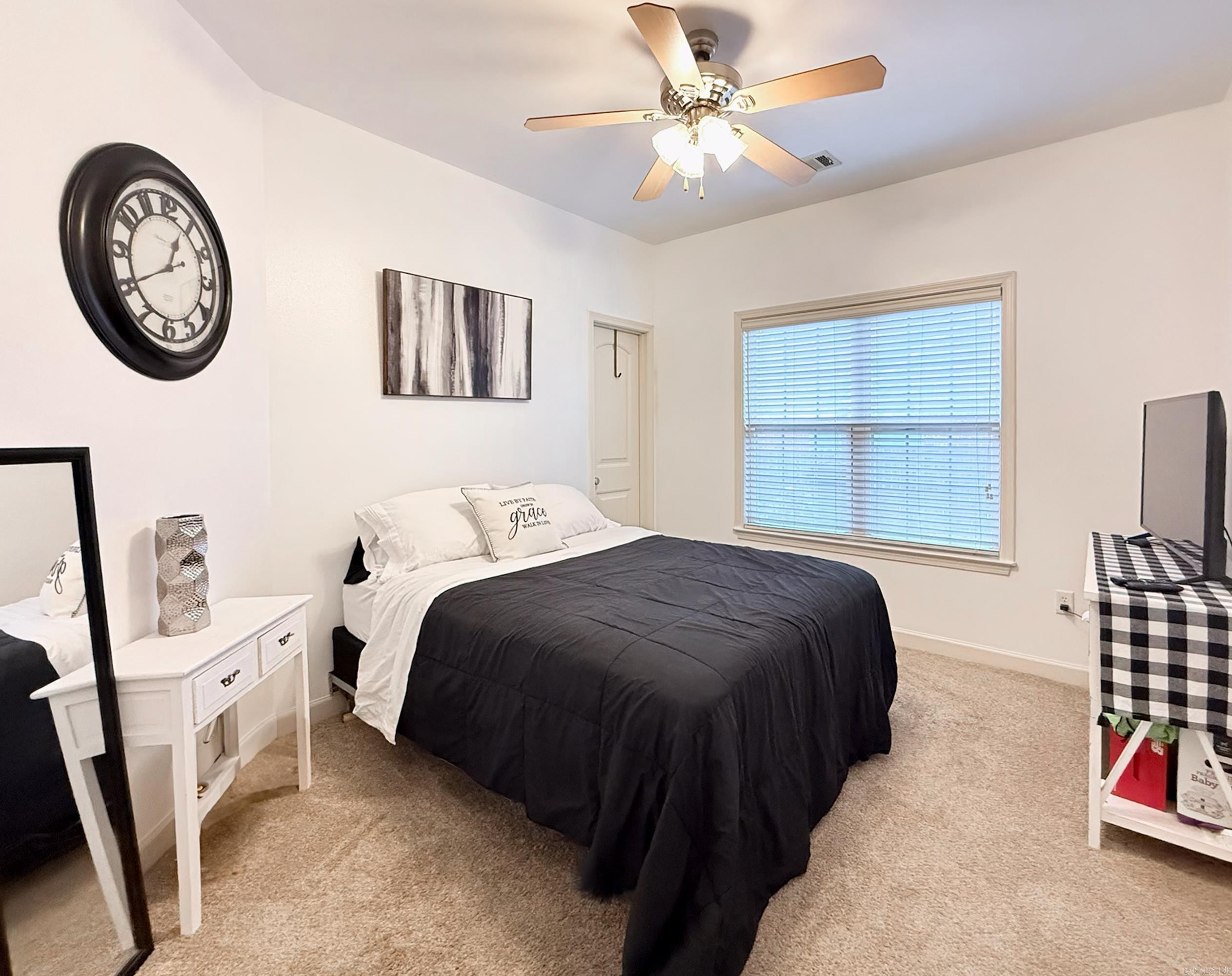 105 Valderrama Drive Benton, AR 72015