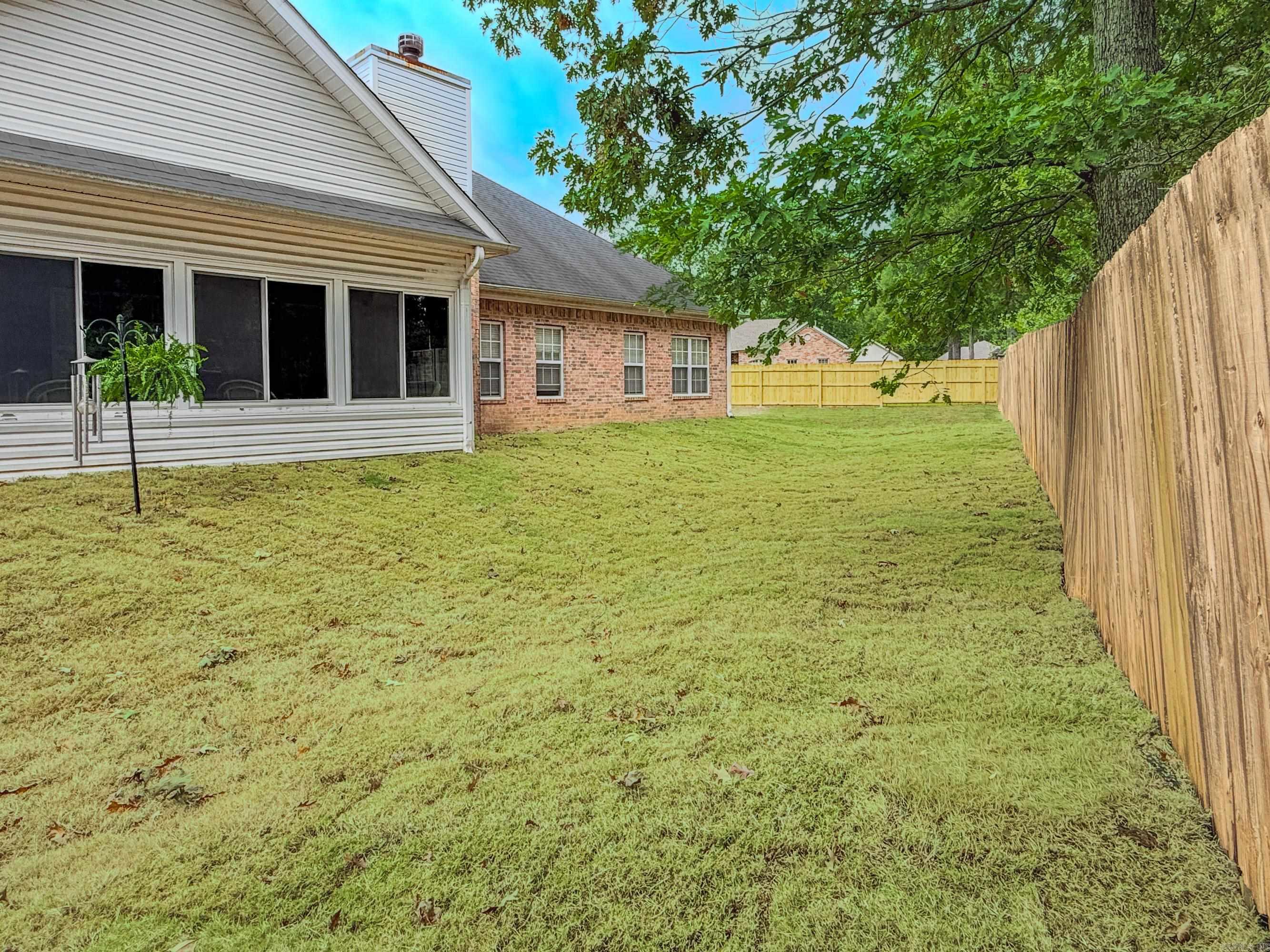 105 Valderrama Drive Benton, AR 72015