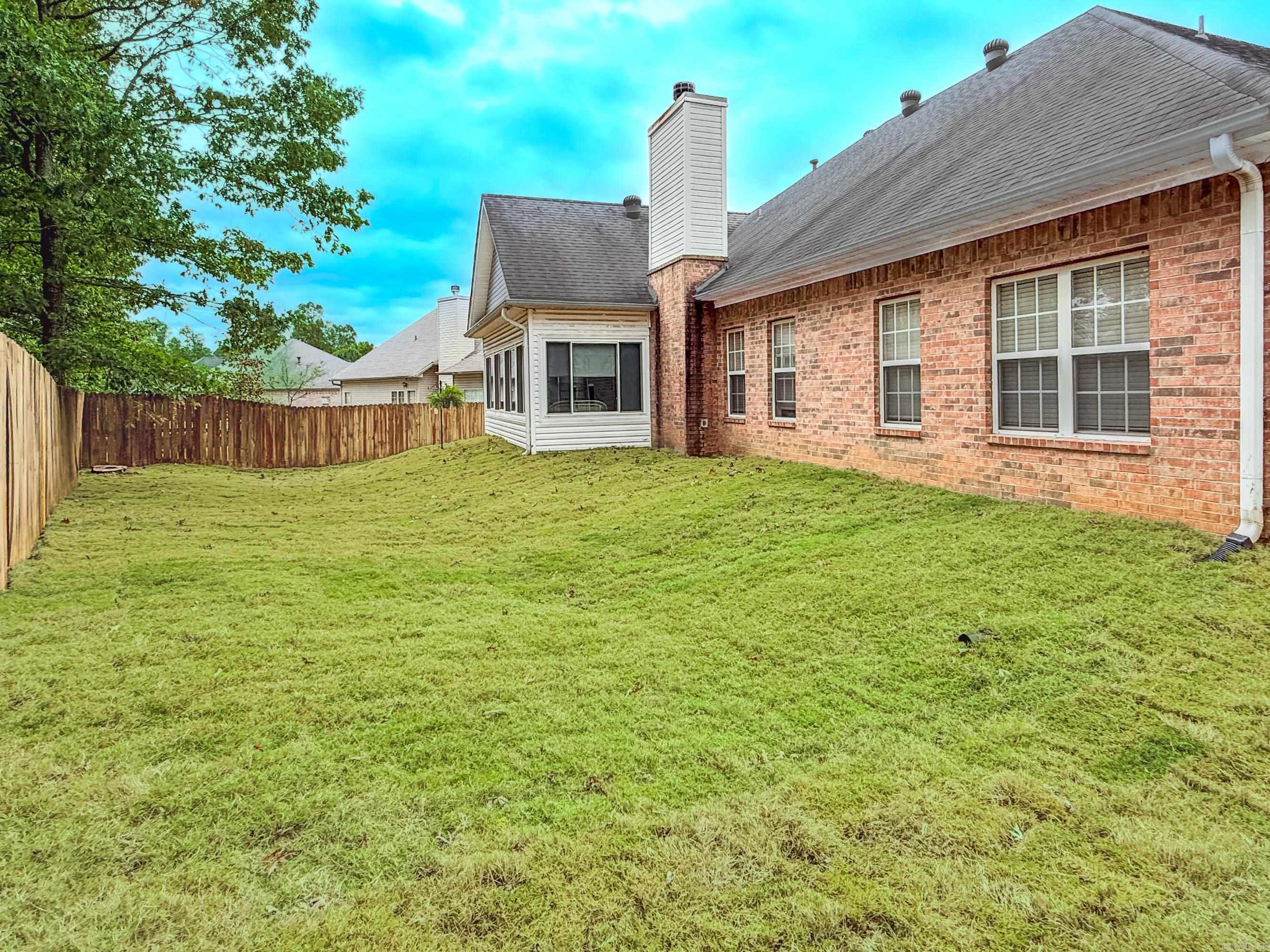 105 Valderrama Drive Benton, AR 72015