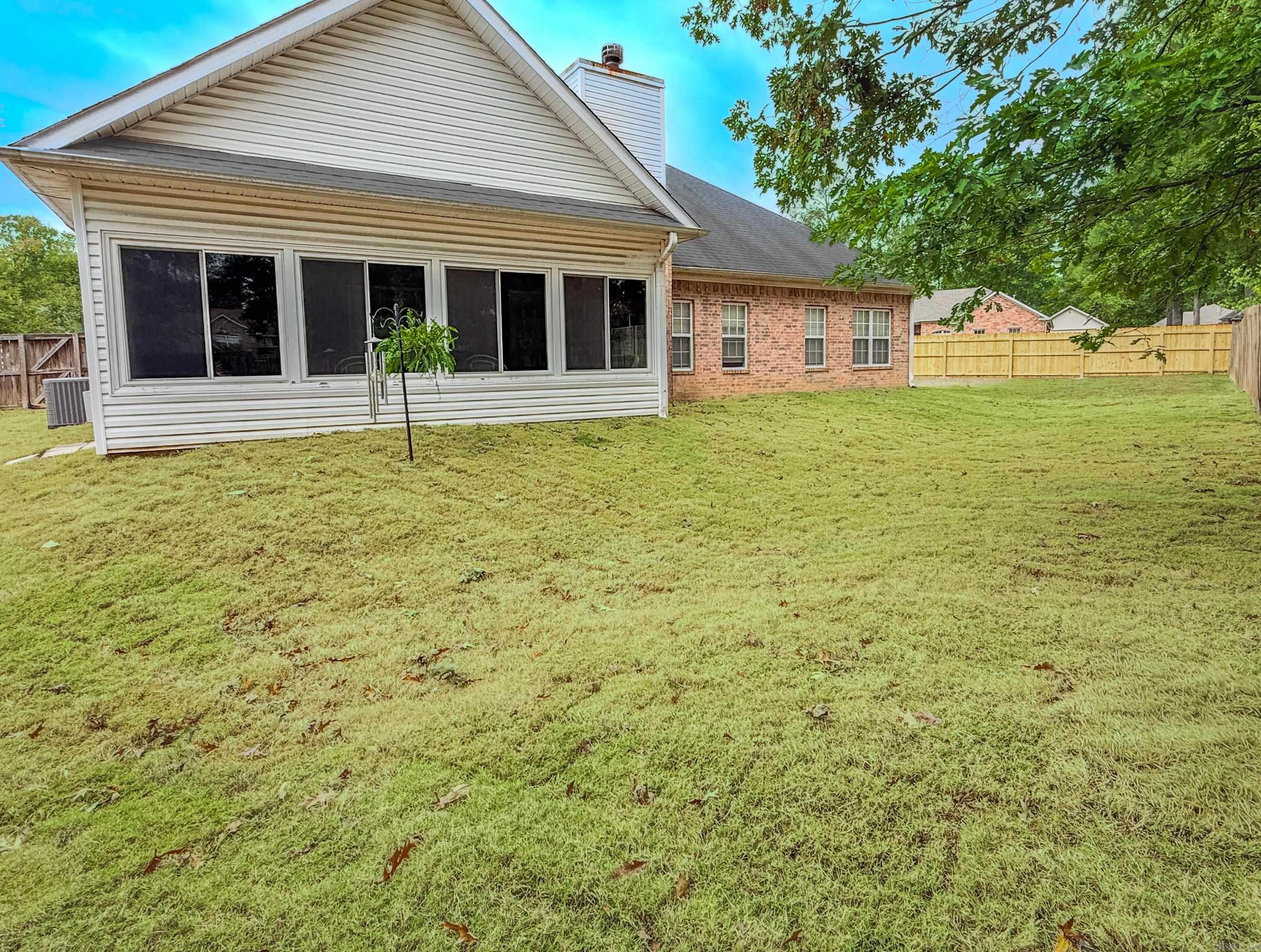 105 Valderrama Drive Benton, AR 72015