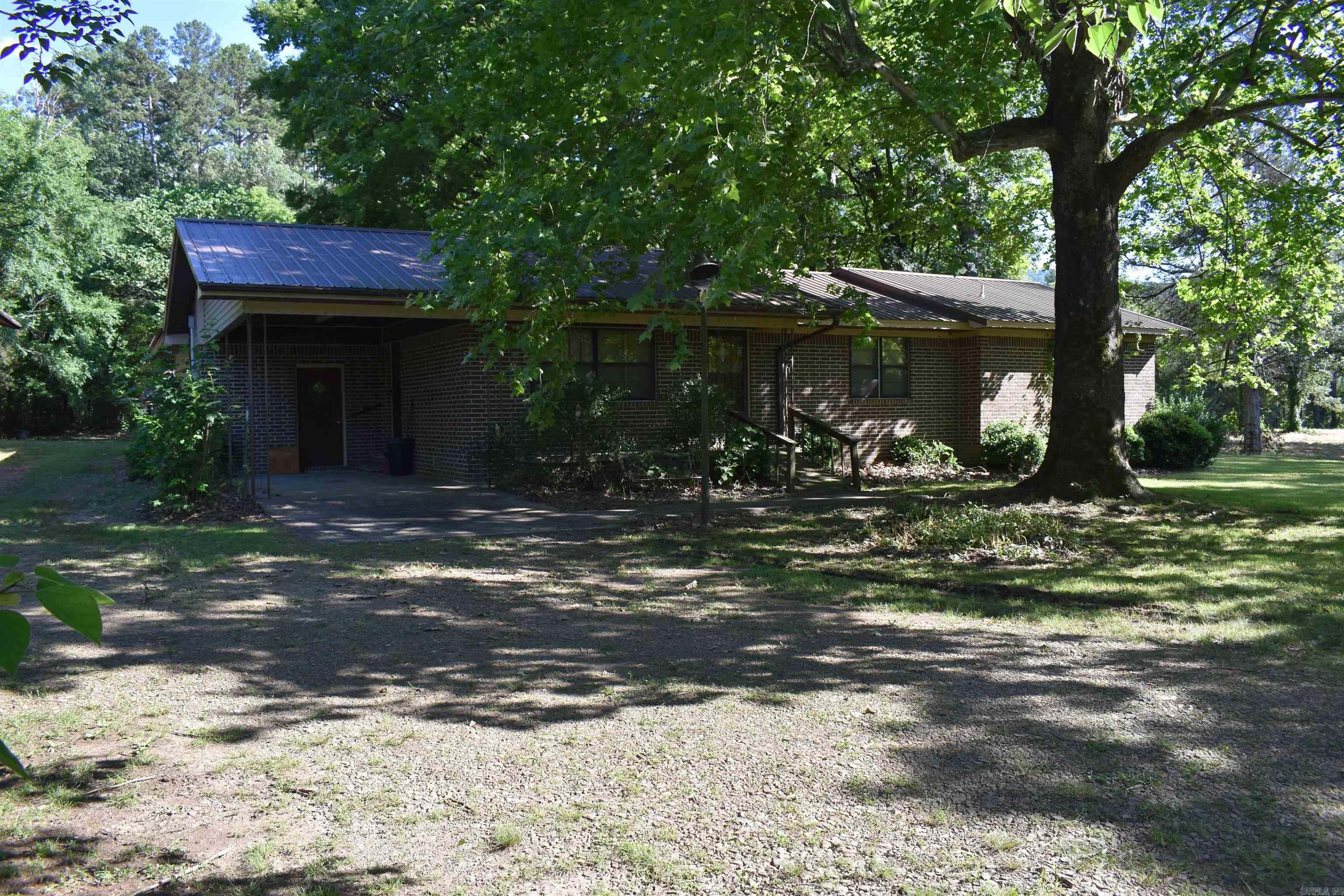 26723 Highway 80 Danville, AR 72833
