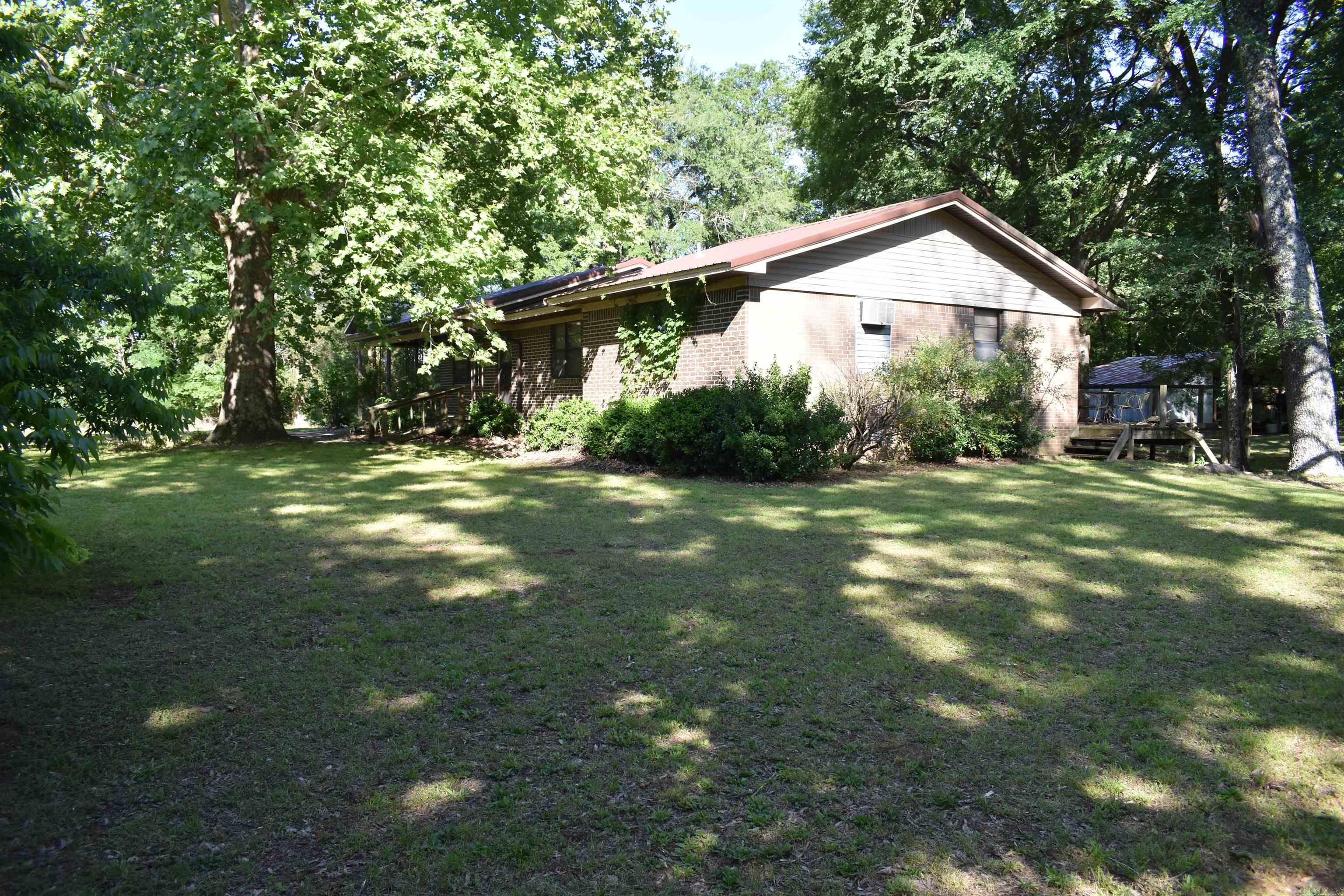 26723 Highway 80 Danville, AR 72833