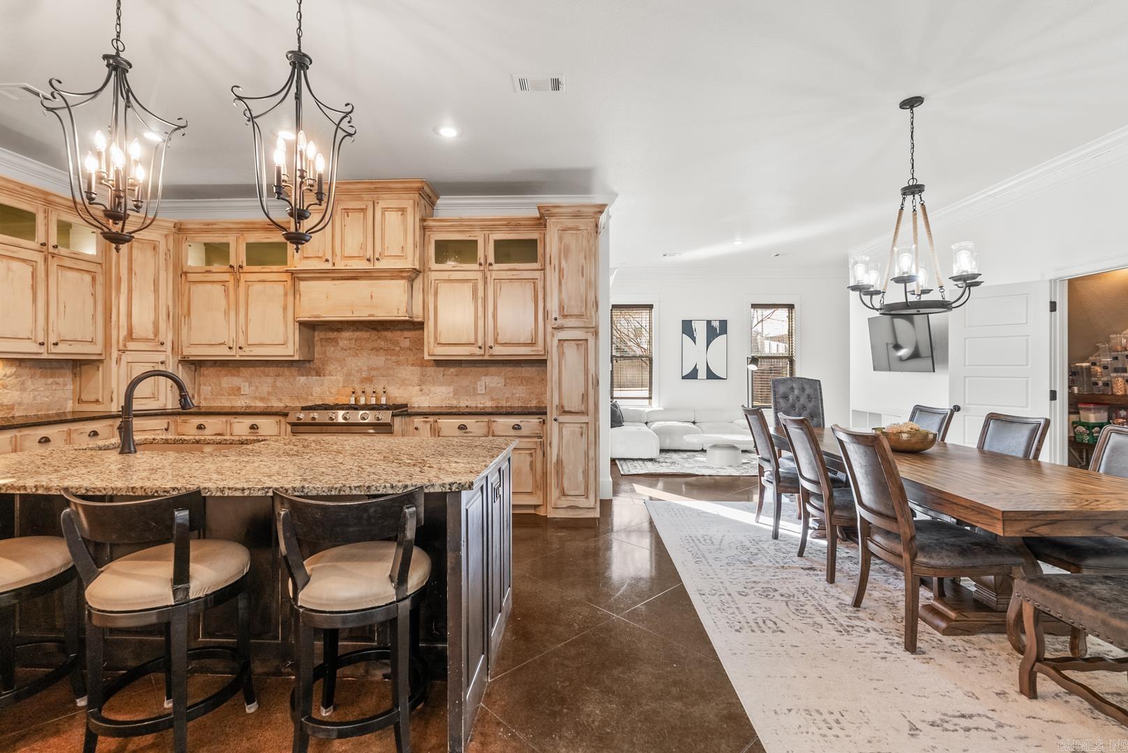 335 Vintage  Conway, AR