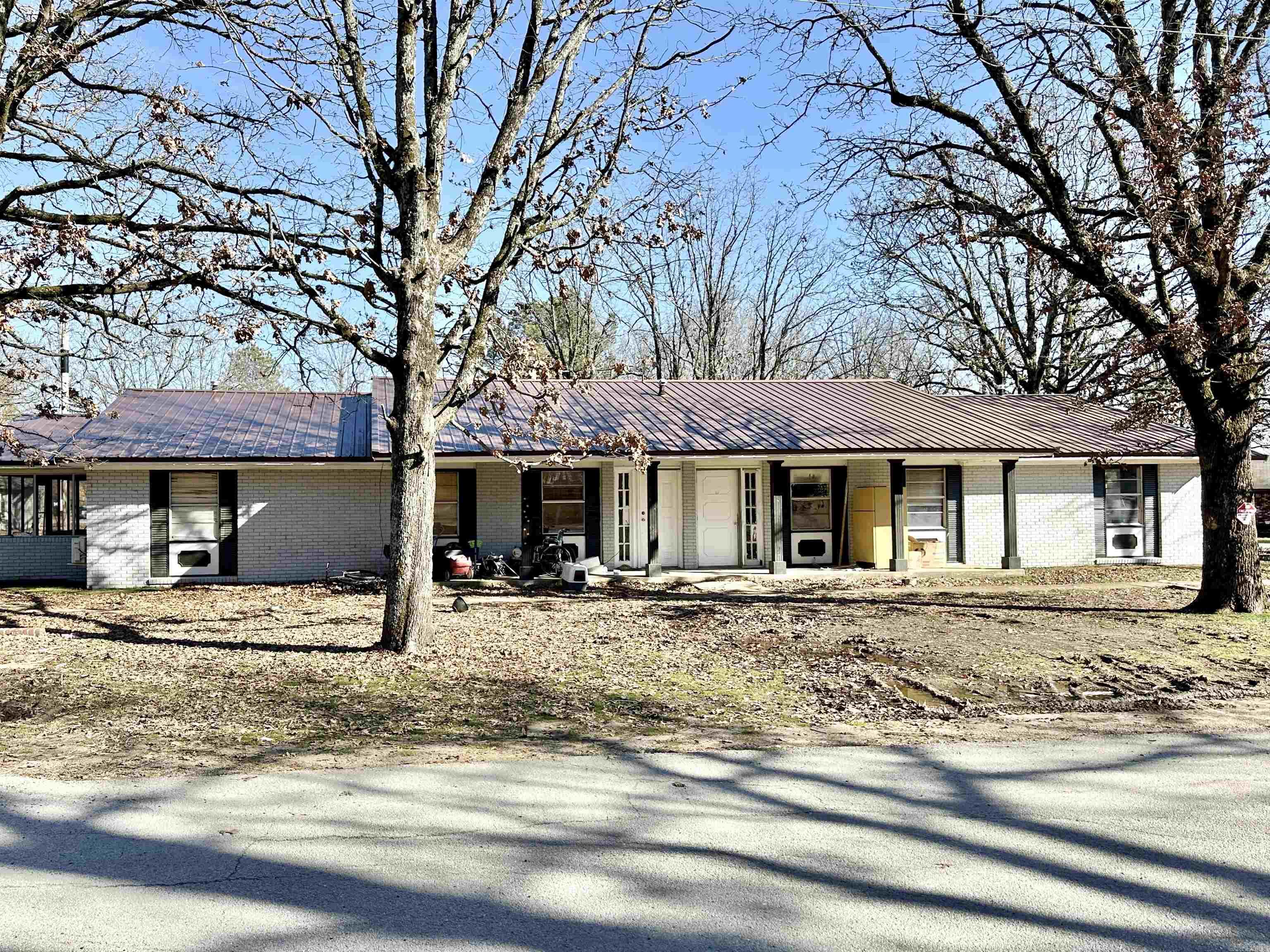 195, 18, 208 CR 137  Corning, AR