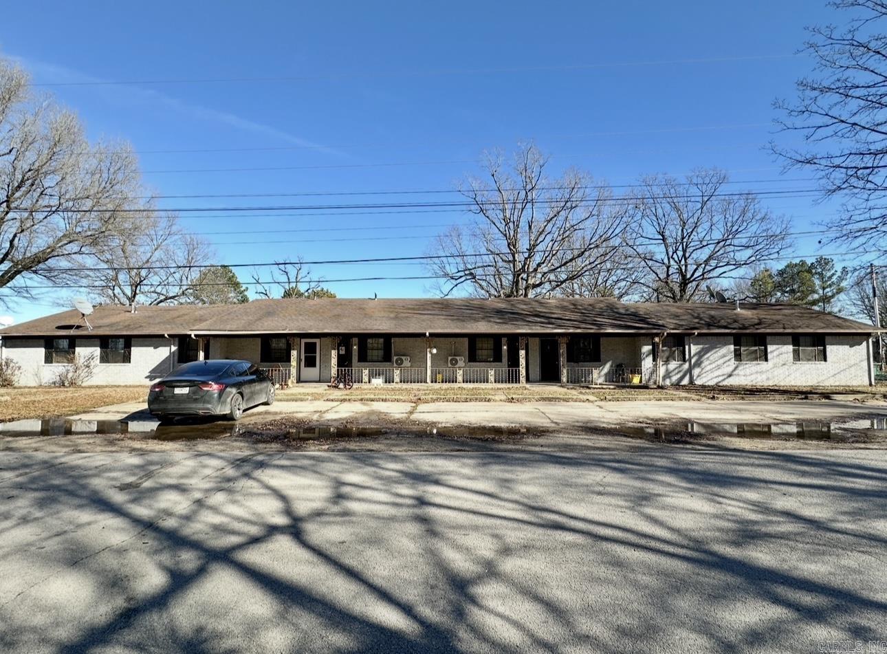 208 CR 137  Corning, AR