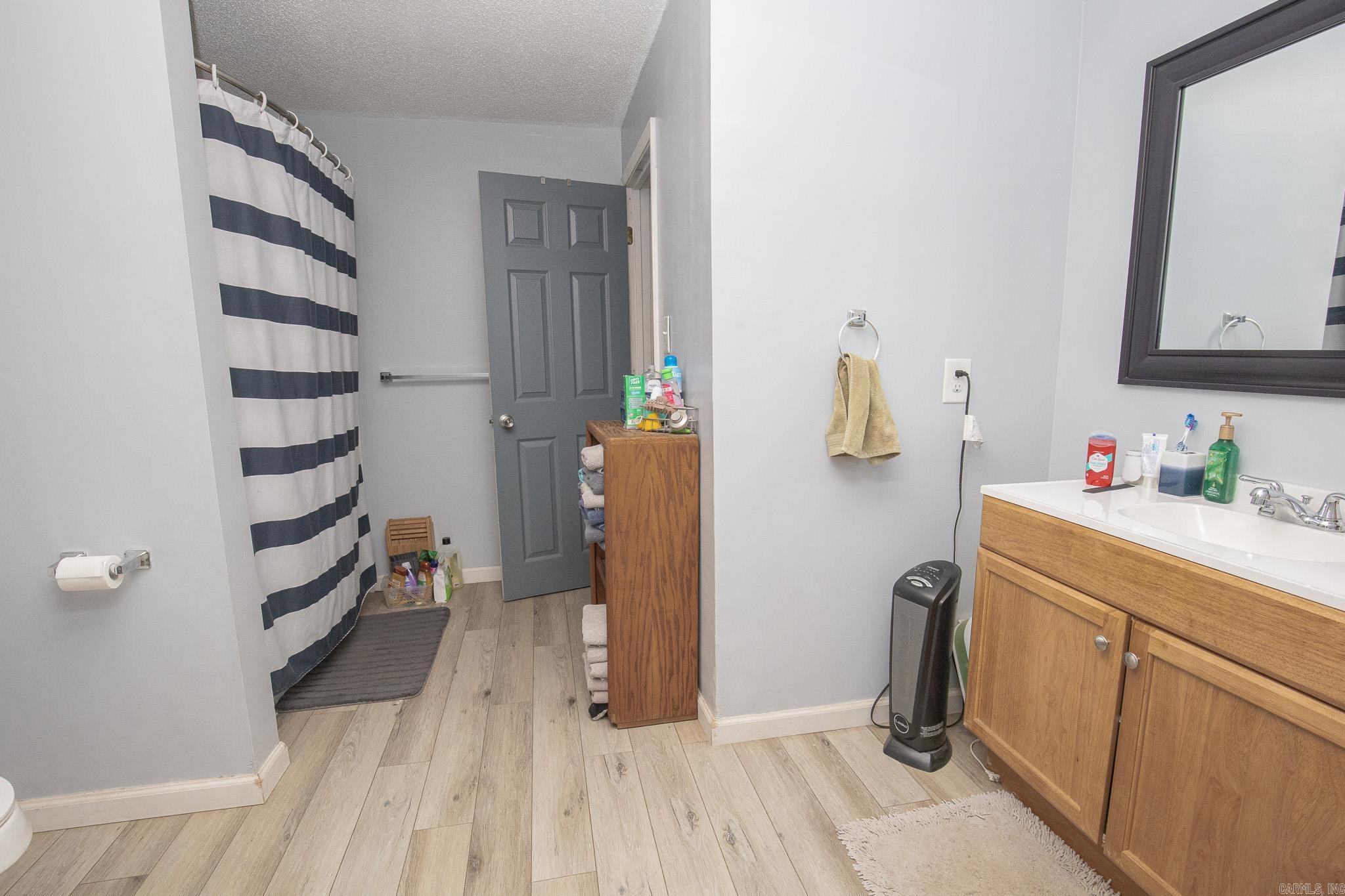 708 E 2nd.  Sheridan, AR