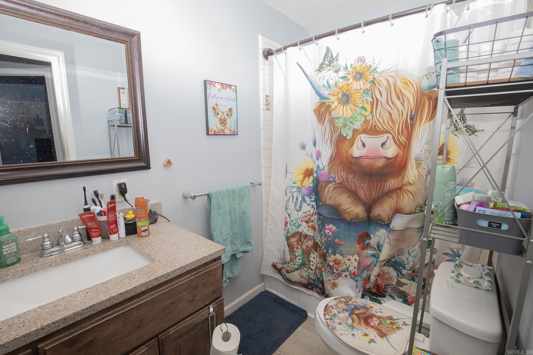 708 E 2nd.  Sheridan, AR