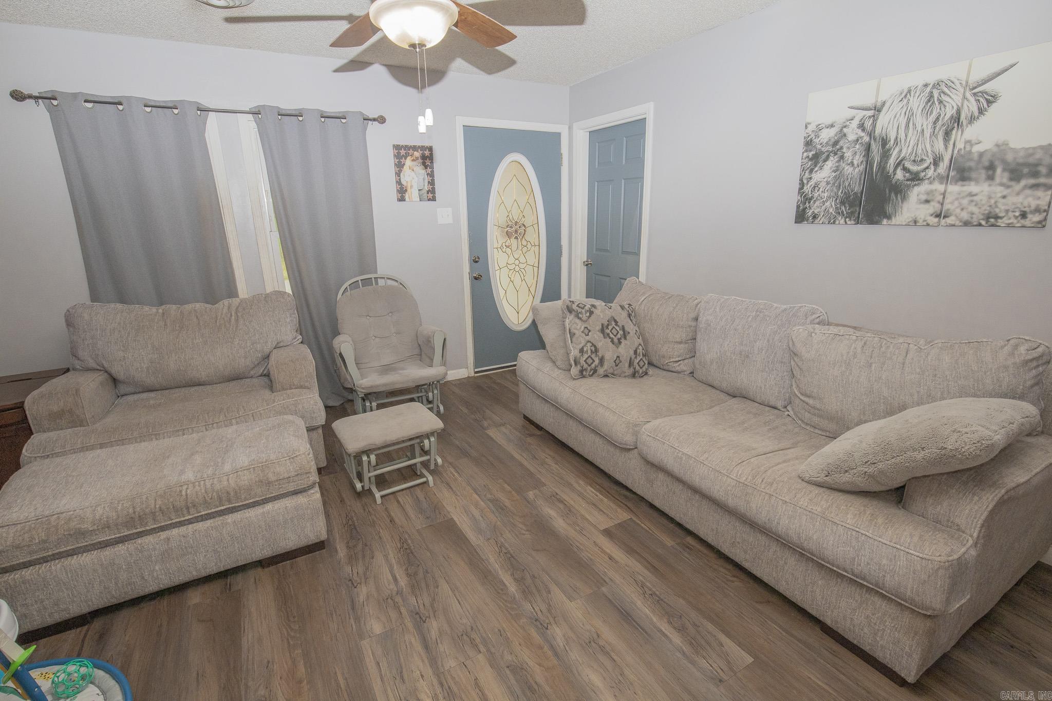 708 E 2nd.  Sheridan, AR