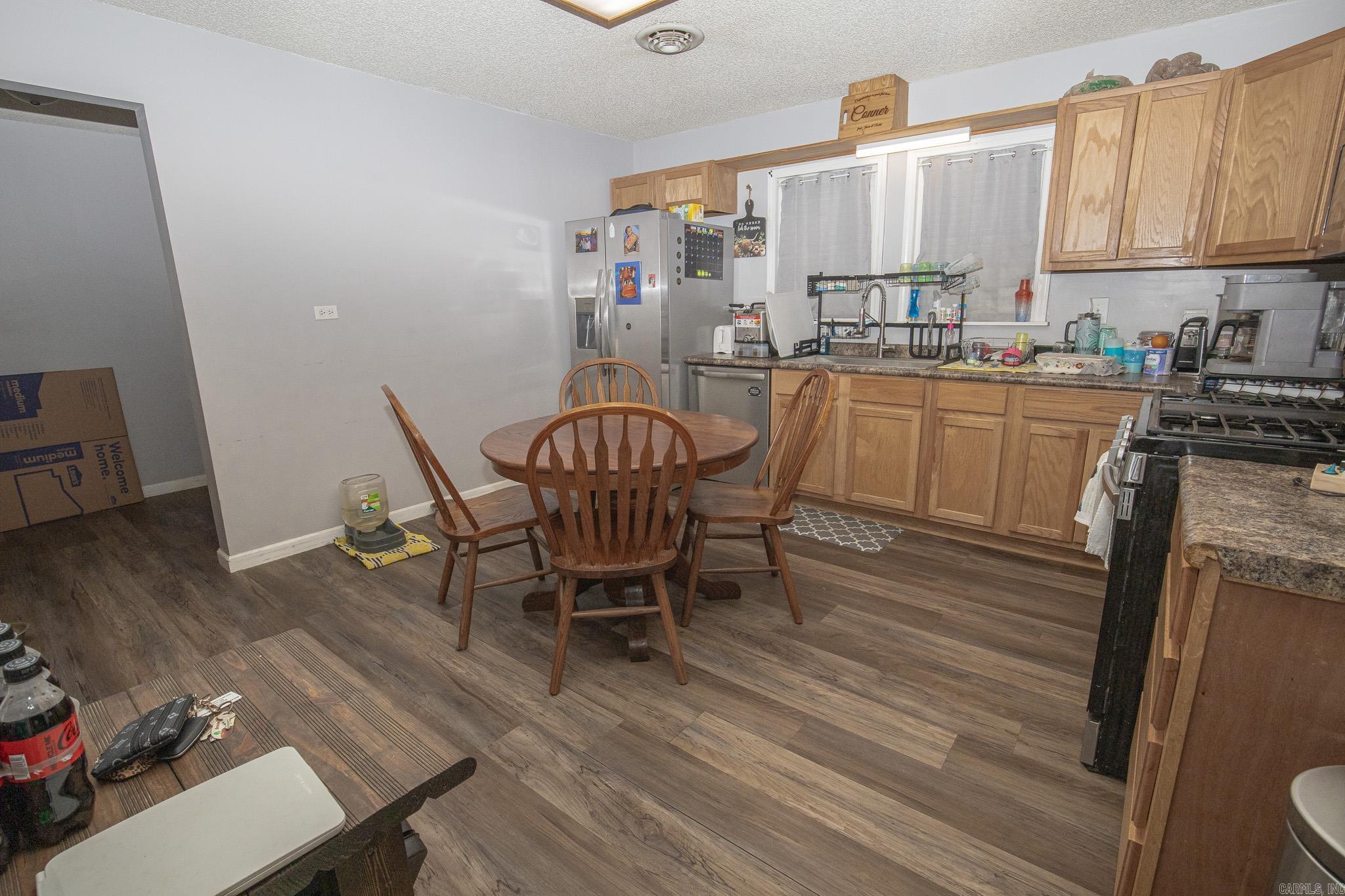 708 E 2nd.  Sheridan, AR