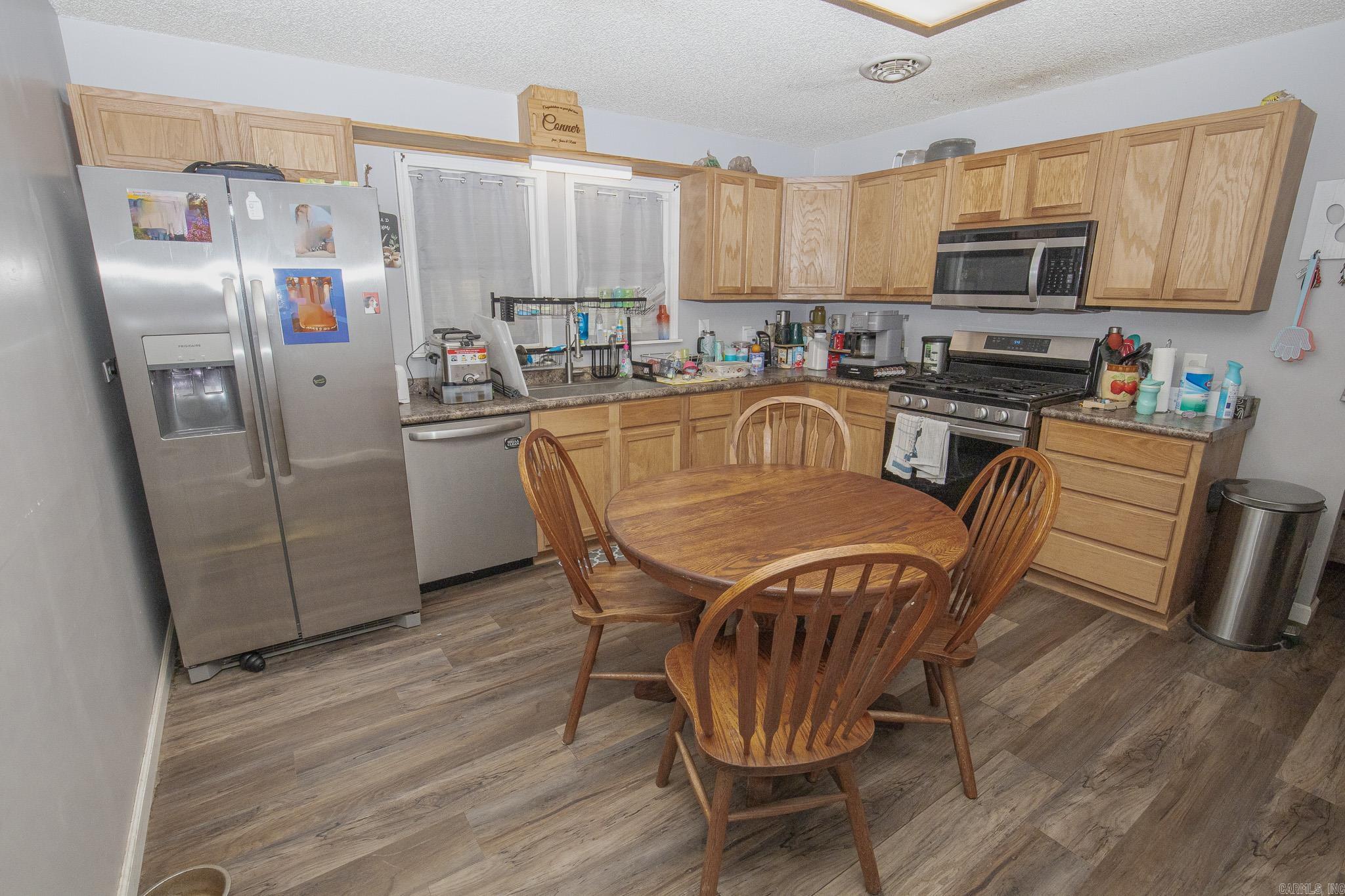 708 E 2nd.  Sheridan, AR