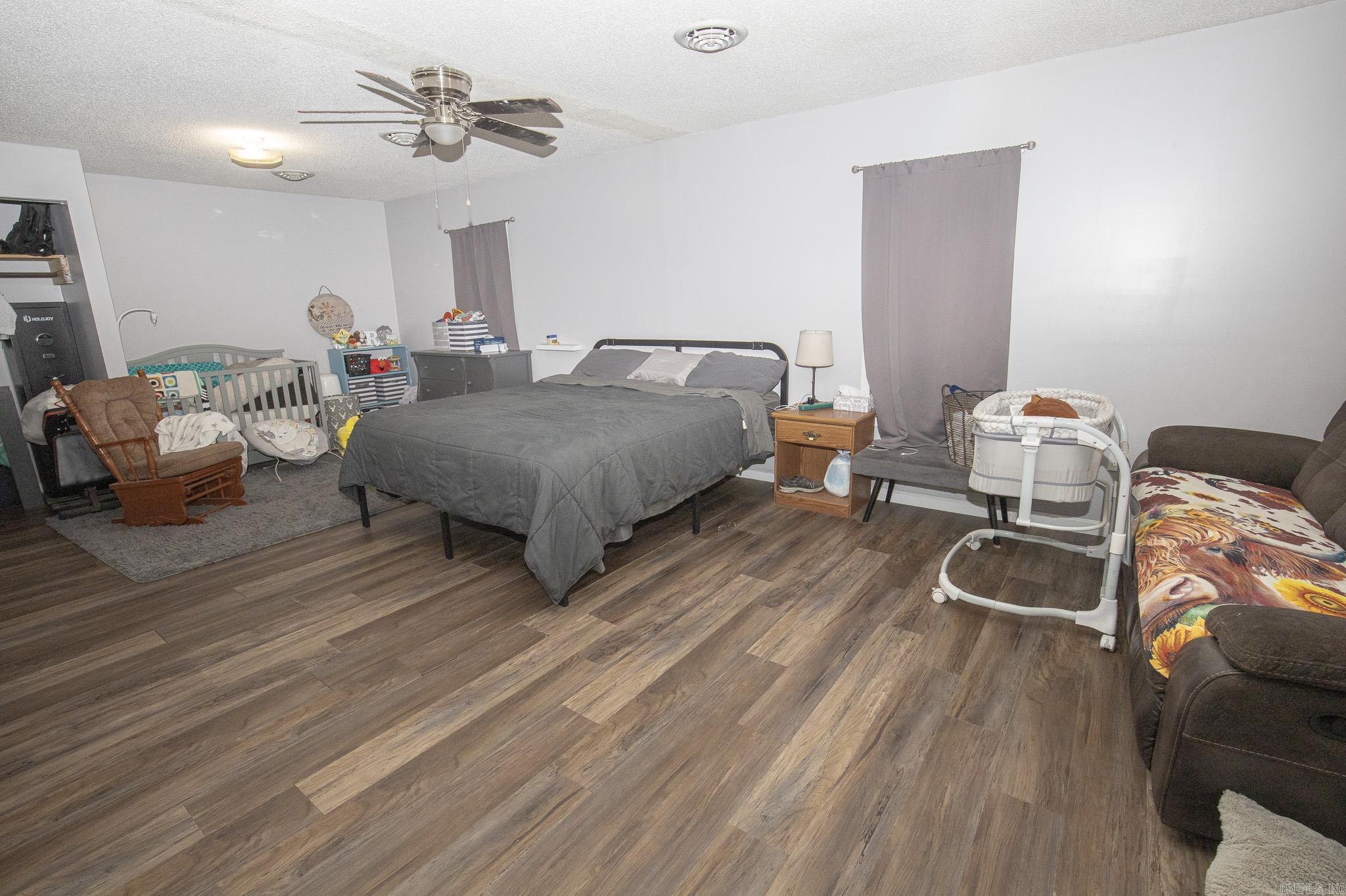 708 E 2nd.  Sheridan, AR