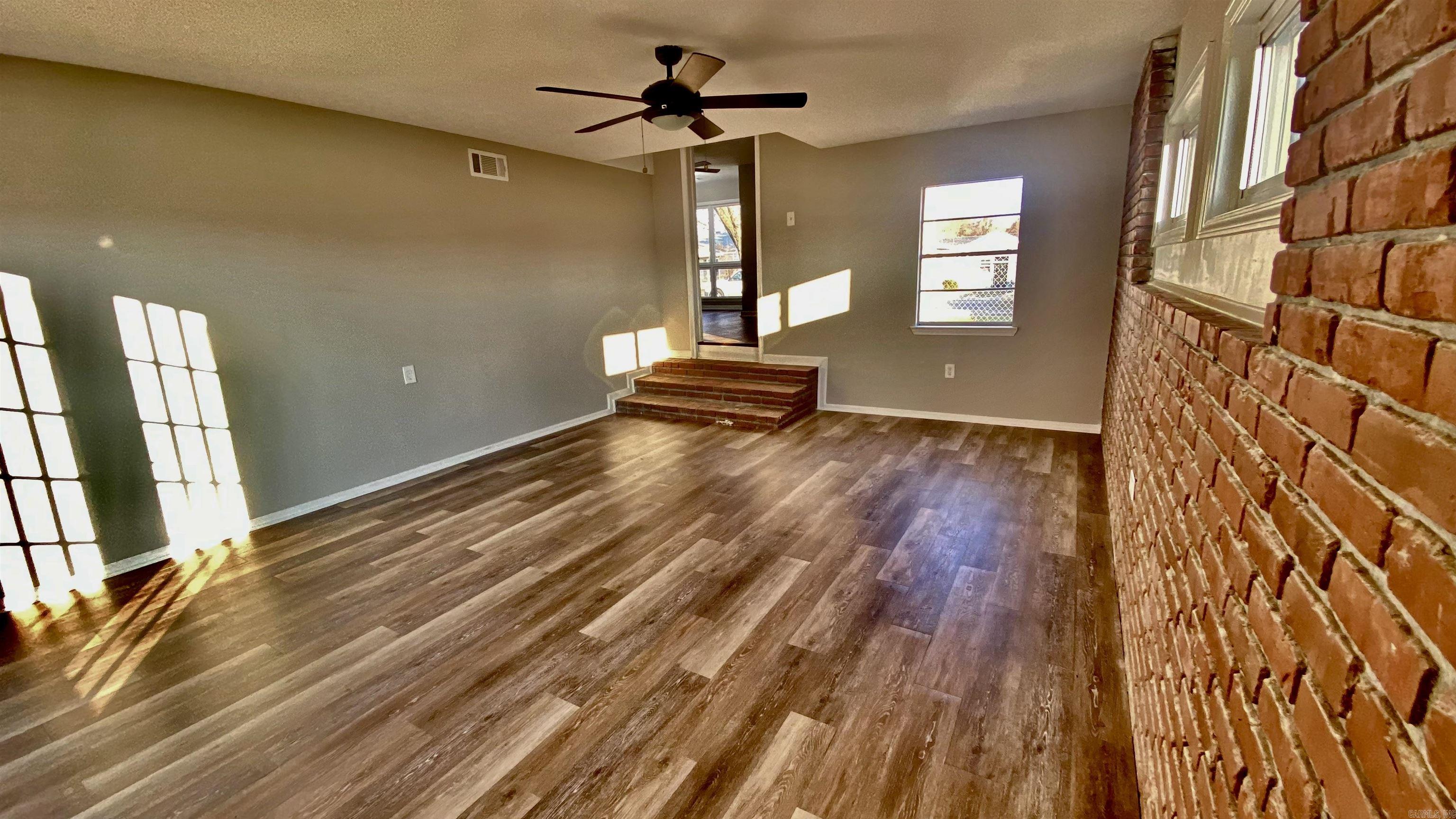 22 Quillen  North Little Rock, AR