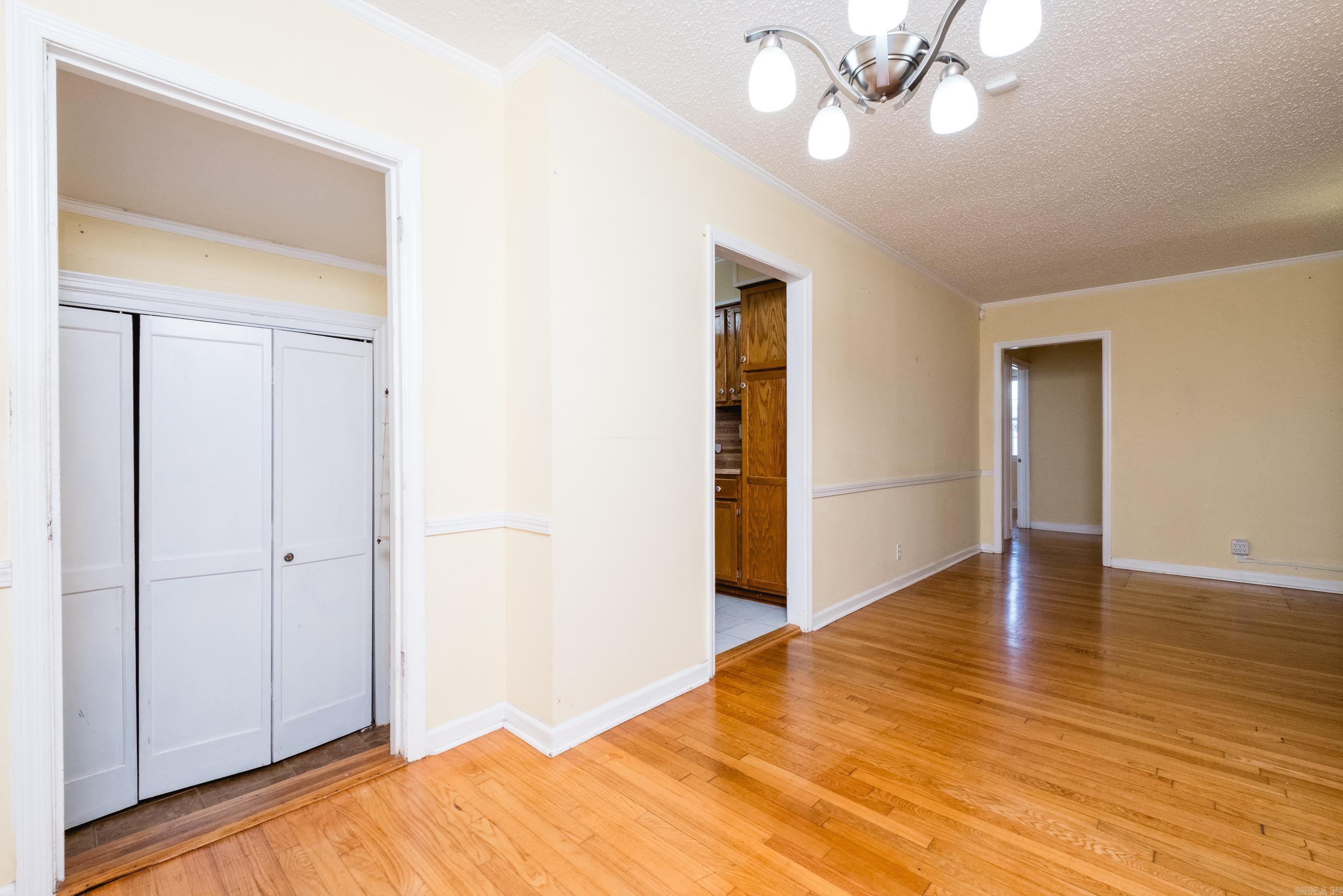 124 Englewood Road Cammack Village, AR 72207