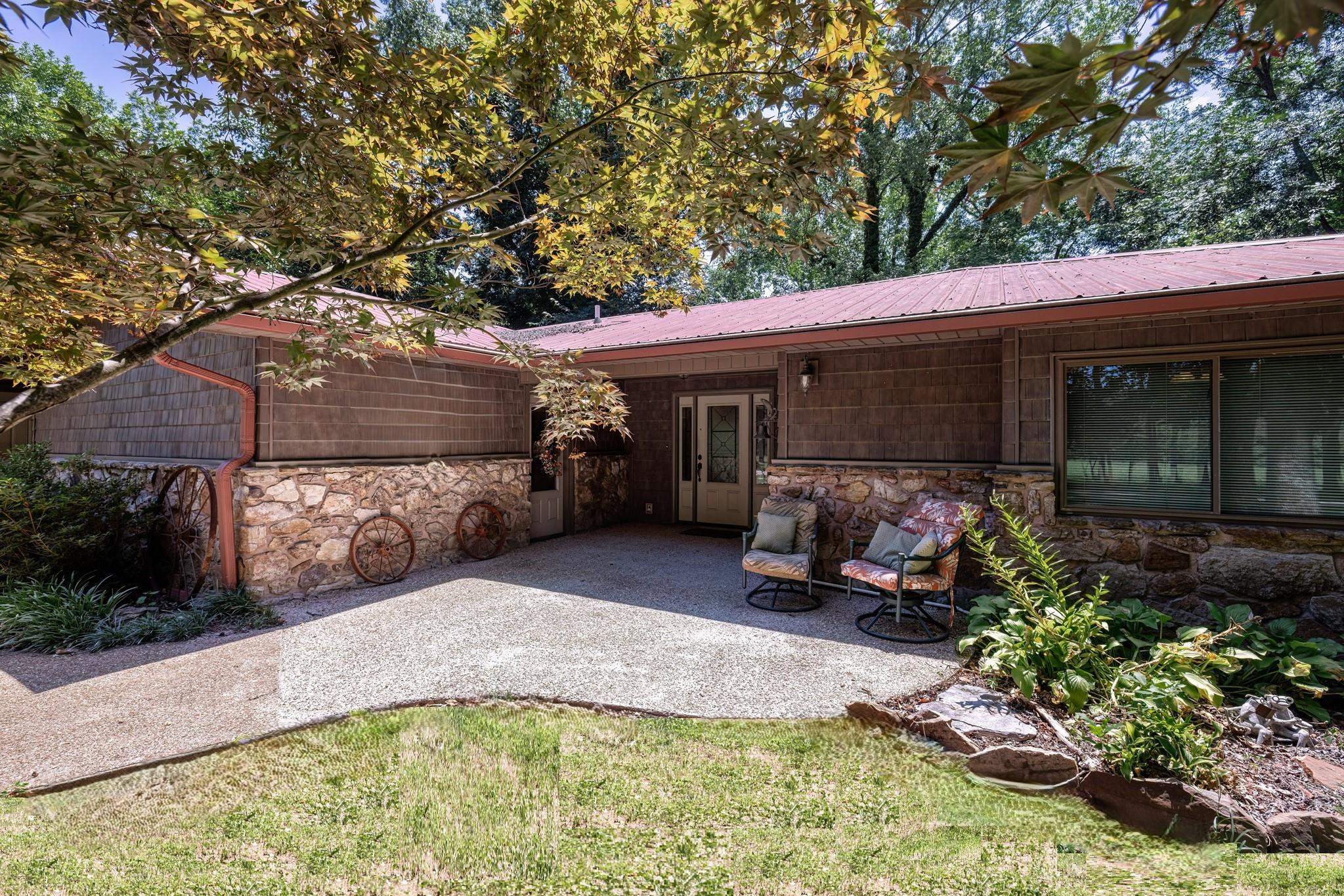 979 Hayden Heights  Mountain View, AR