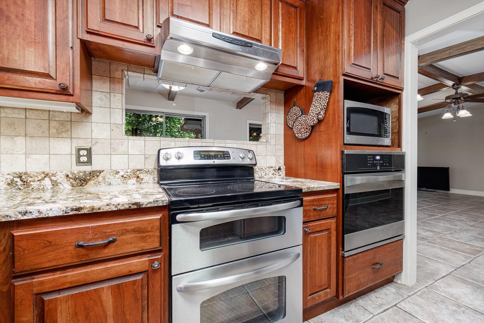 979 Hayden Heights  Mountain View, AR