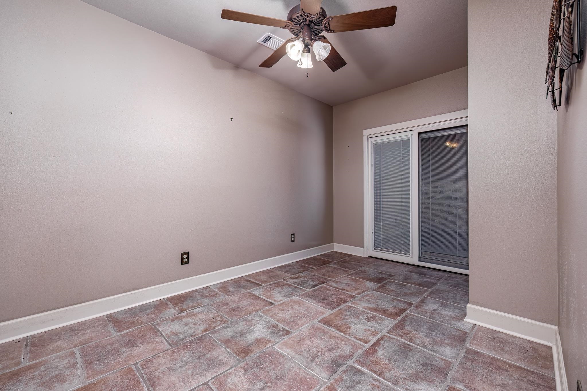 979 Hayden Heights  Mountain View, AR