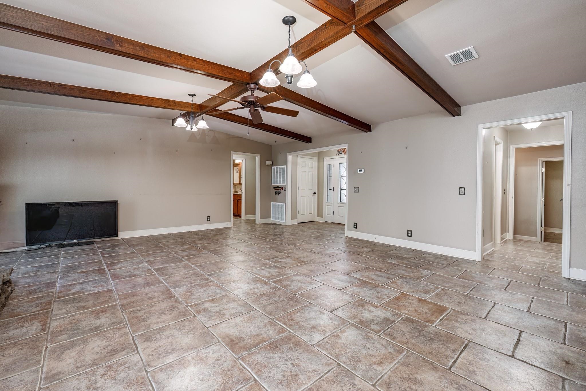 979 Hayden Heights  Mountain View, AR