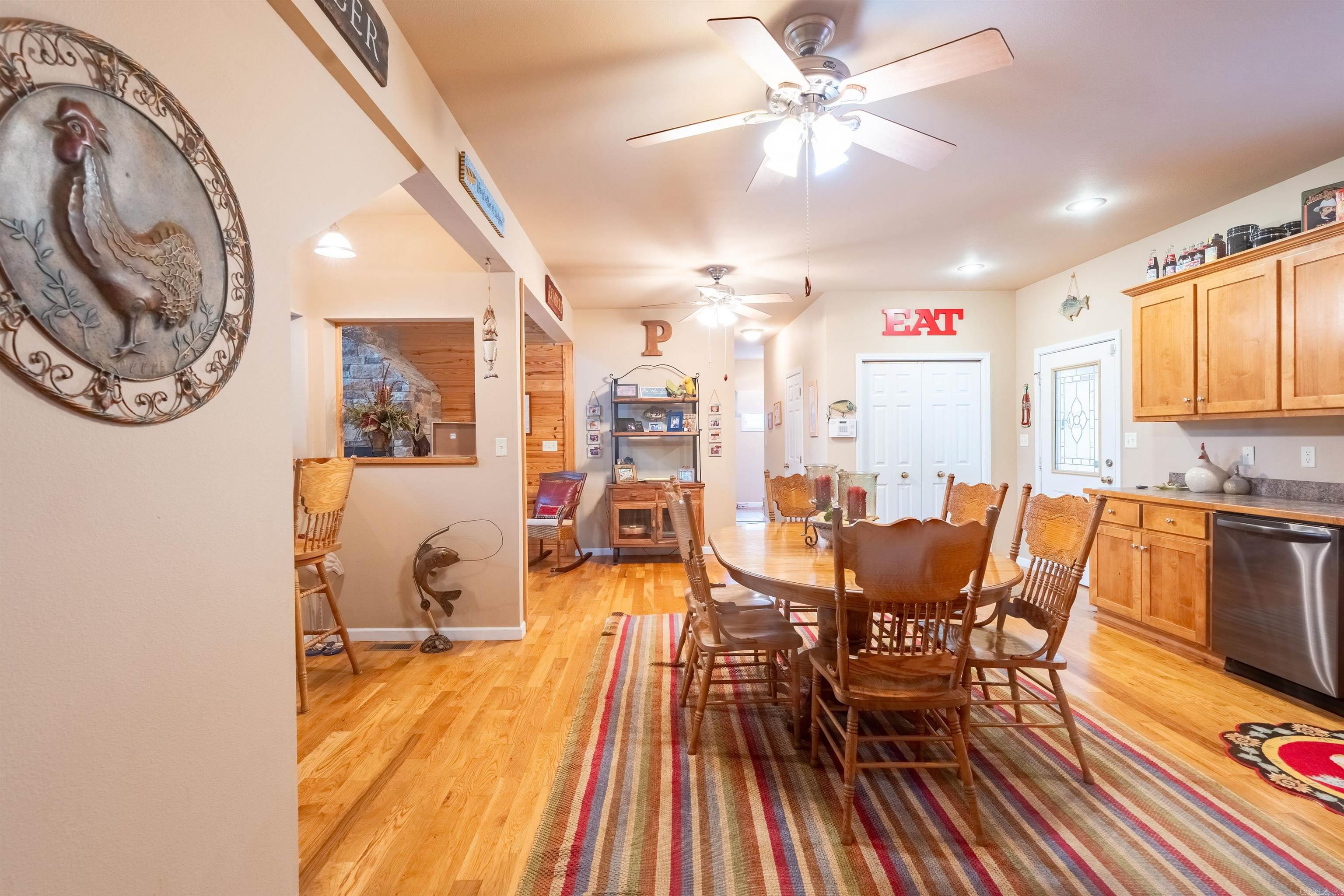 90 Stone Cr.  Greers Ferry, AR