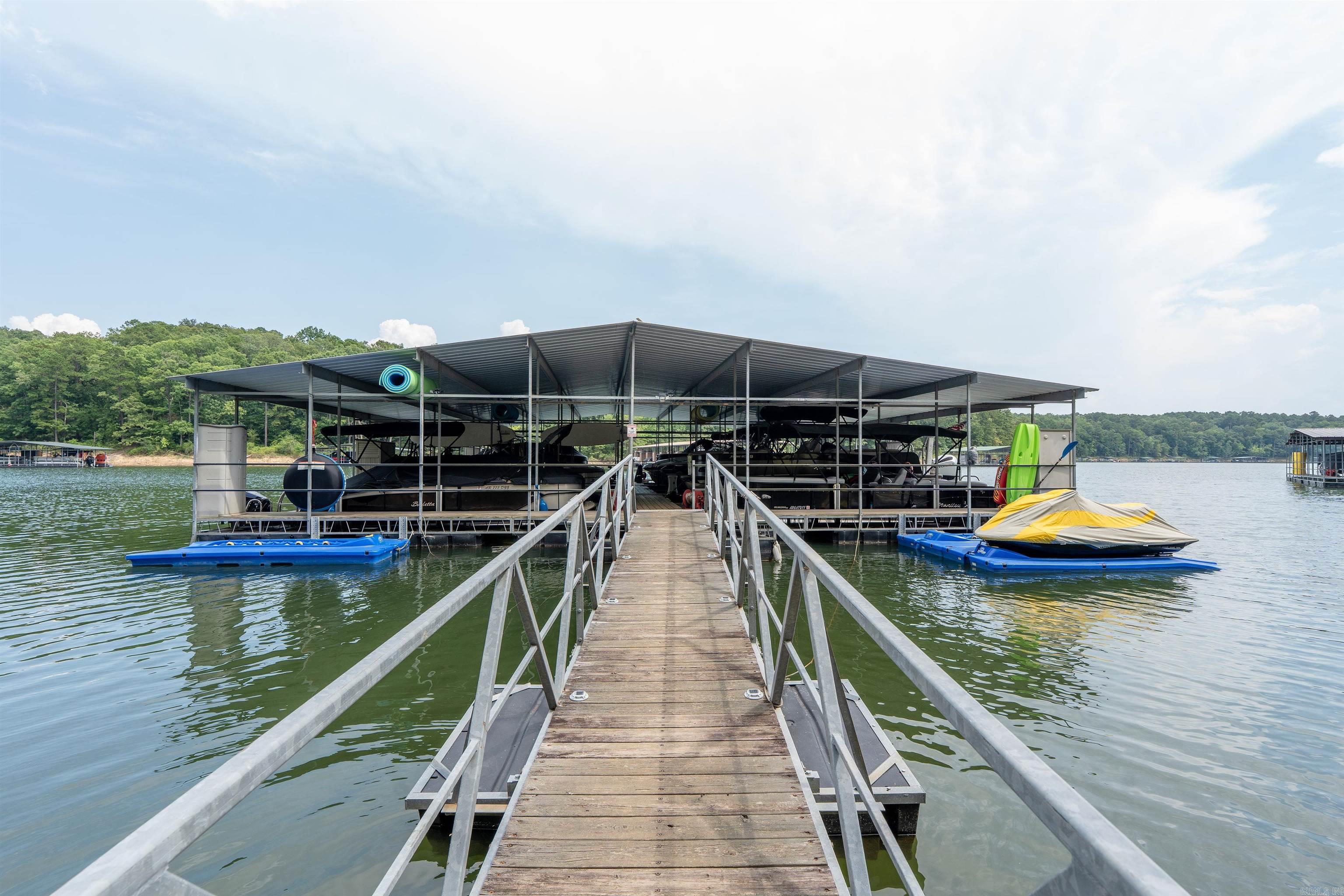 90 Stone Cr.  Greers Ferry, AR