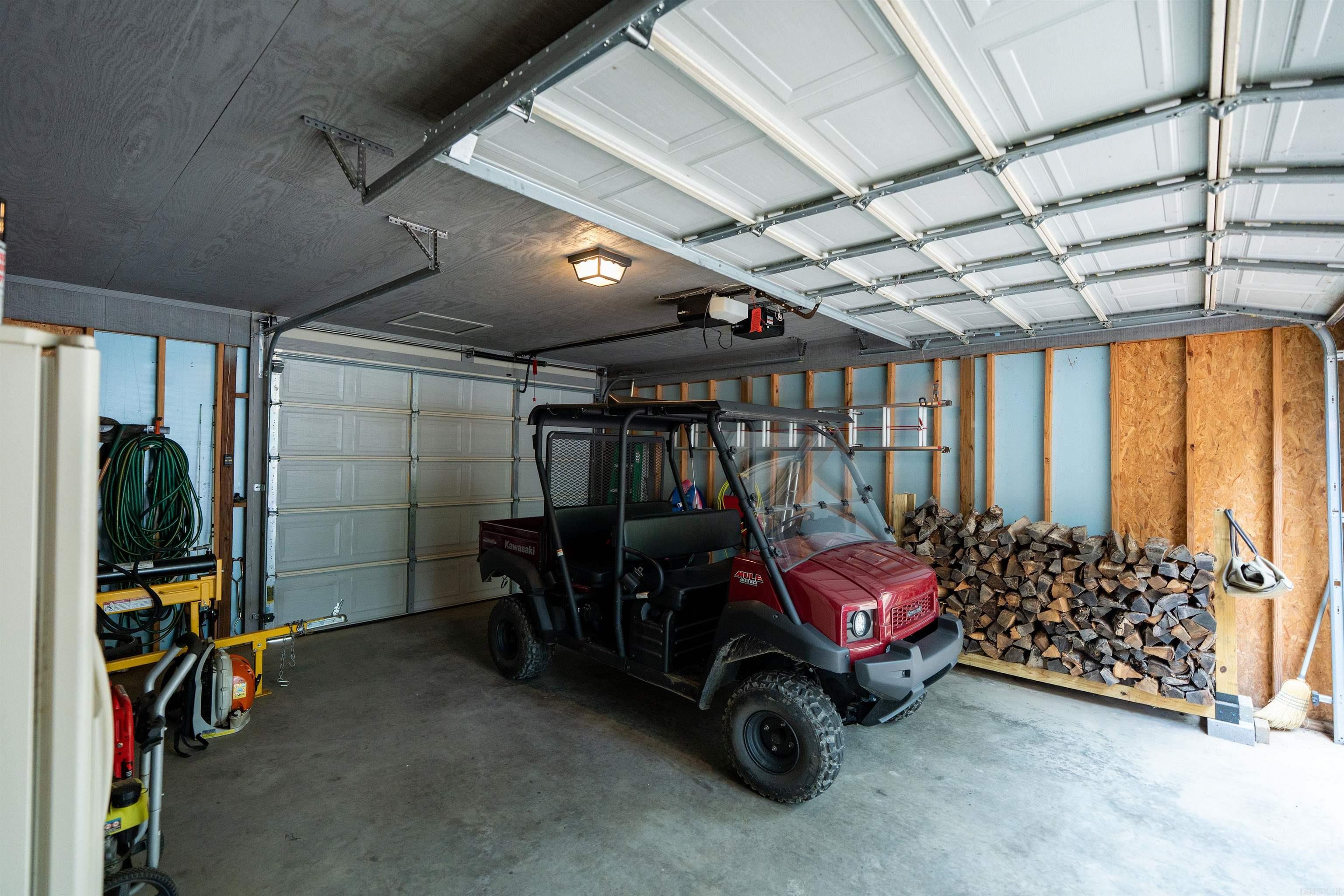 90 Stone Cr.  Greers Ferry, AR