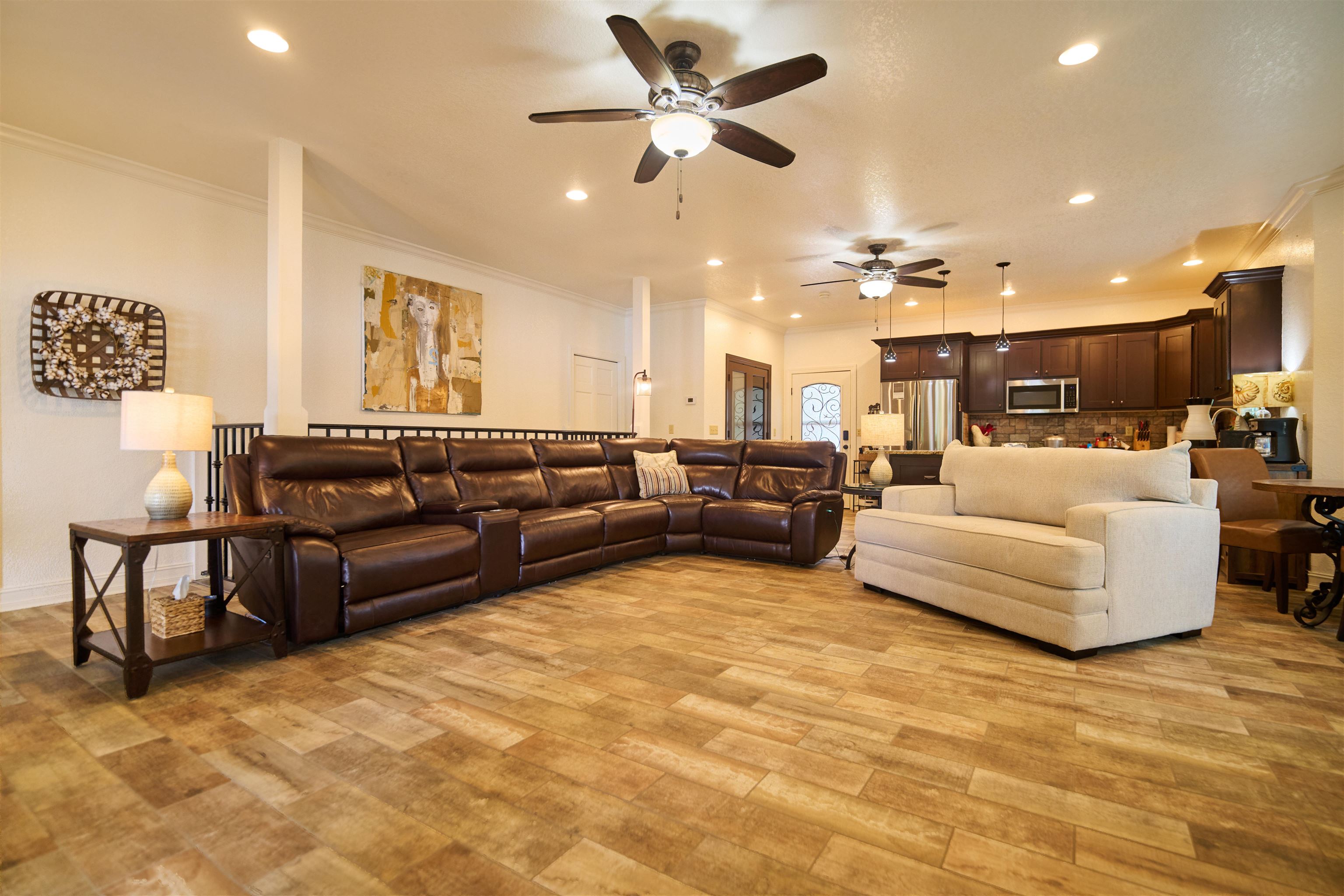 509 B Woodland Hills Rd  Hardy, AR