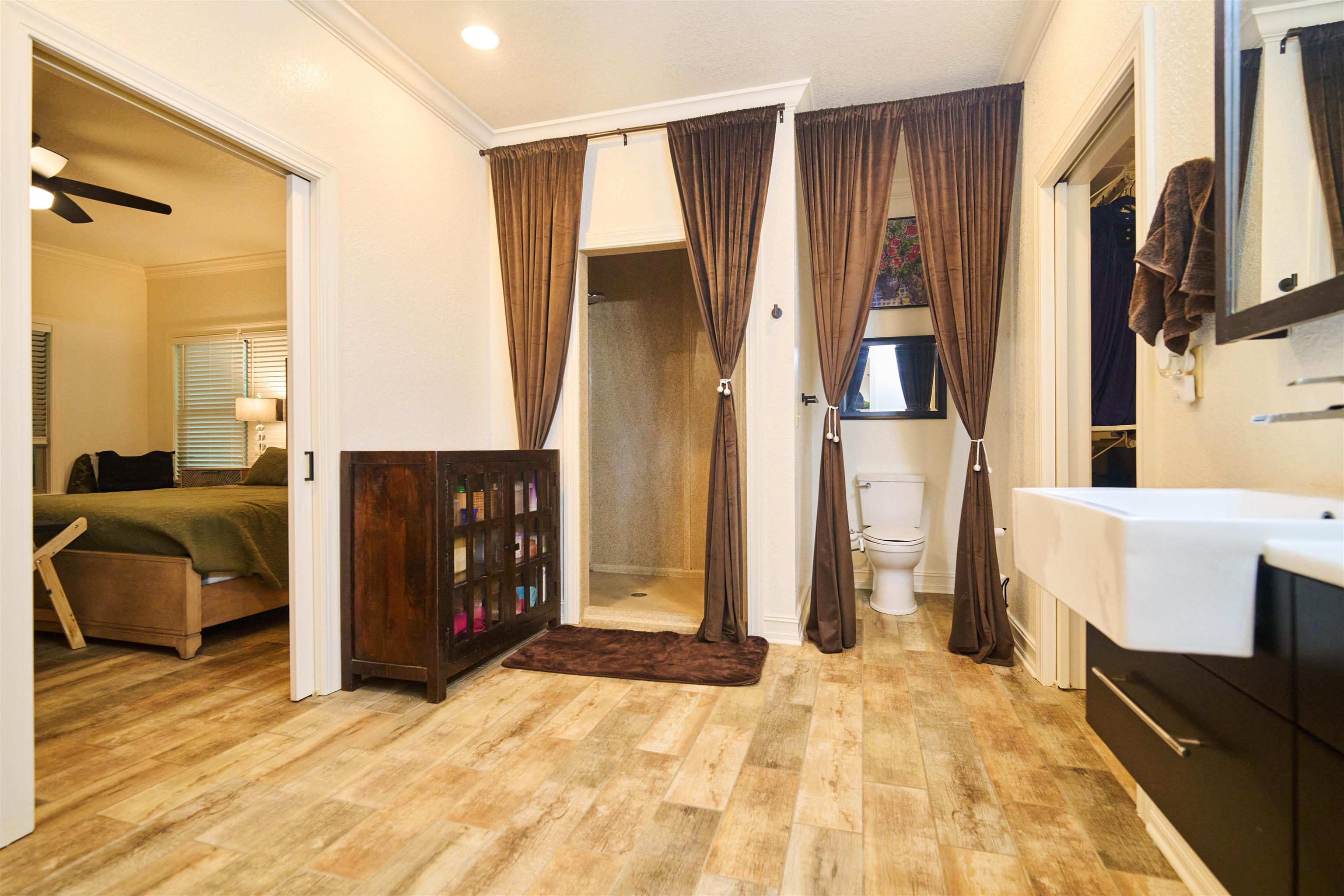 509 B Woodland Hills Rd  Hardy, AR