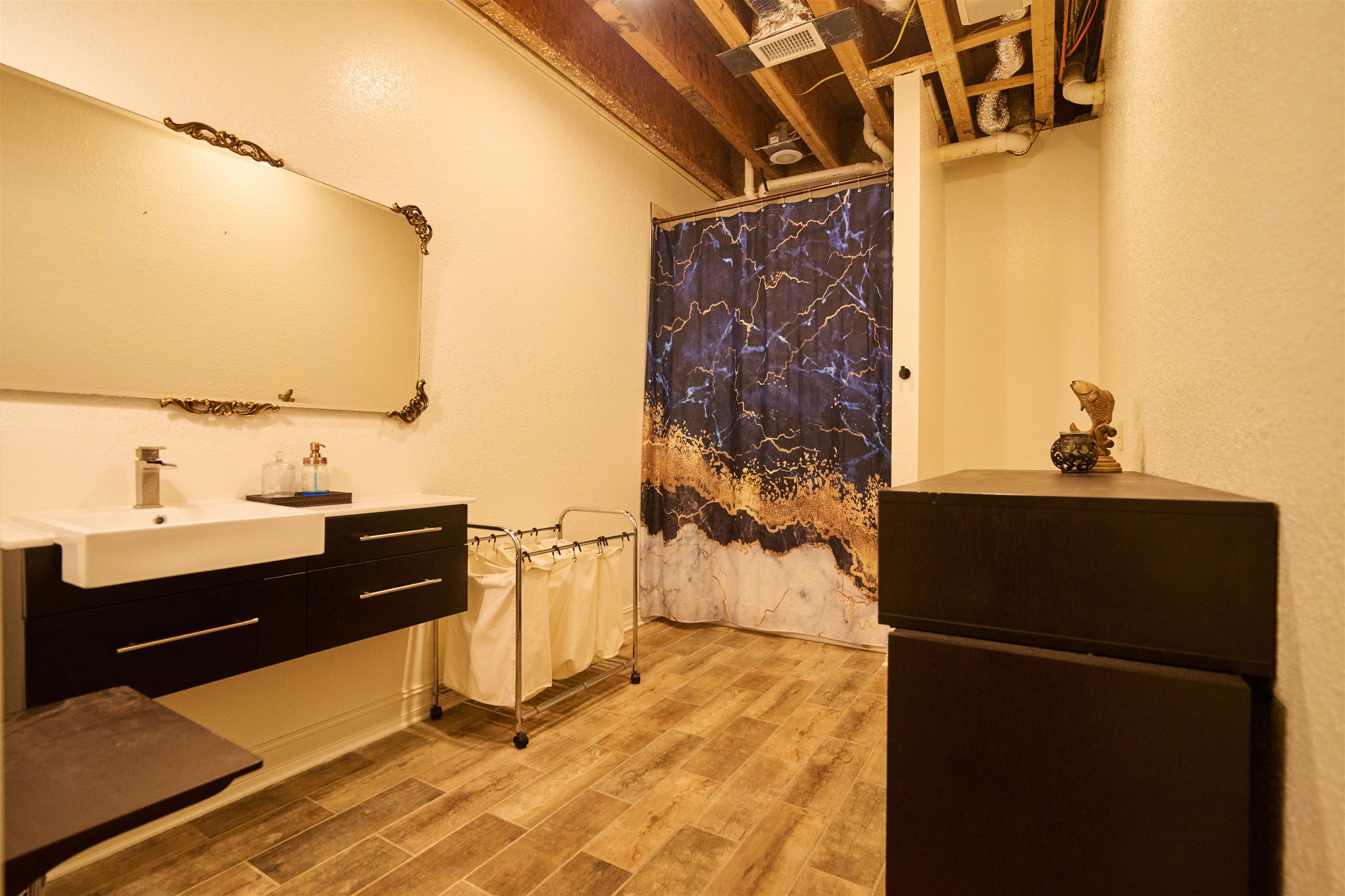 509 B Woodland Hills Rd  Hardy, AR