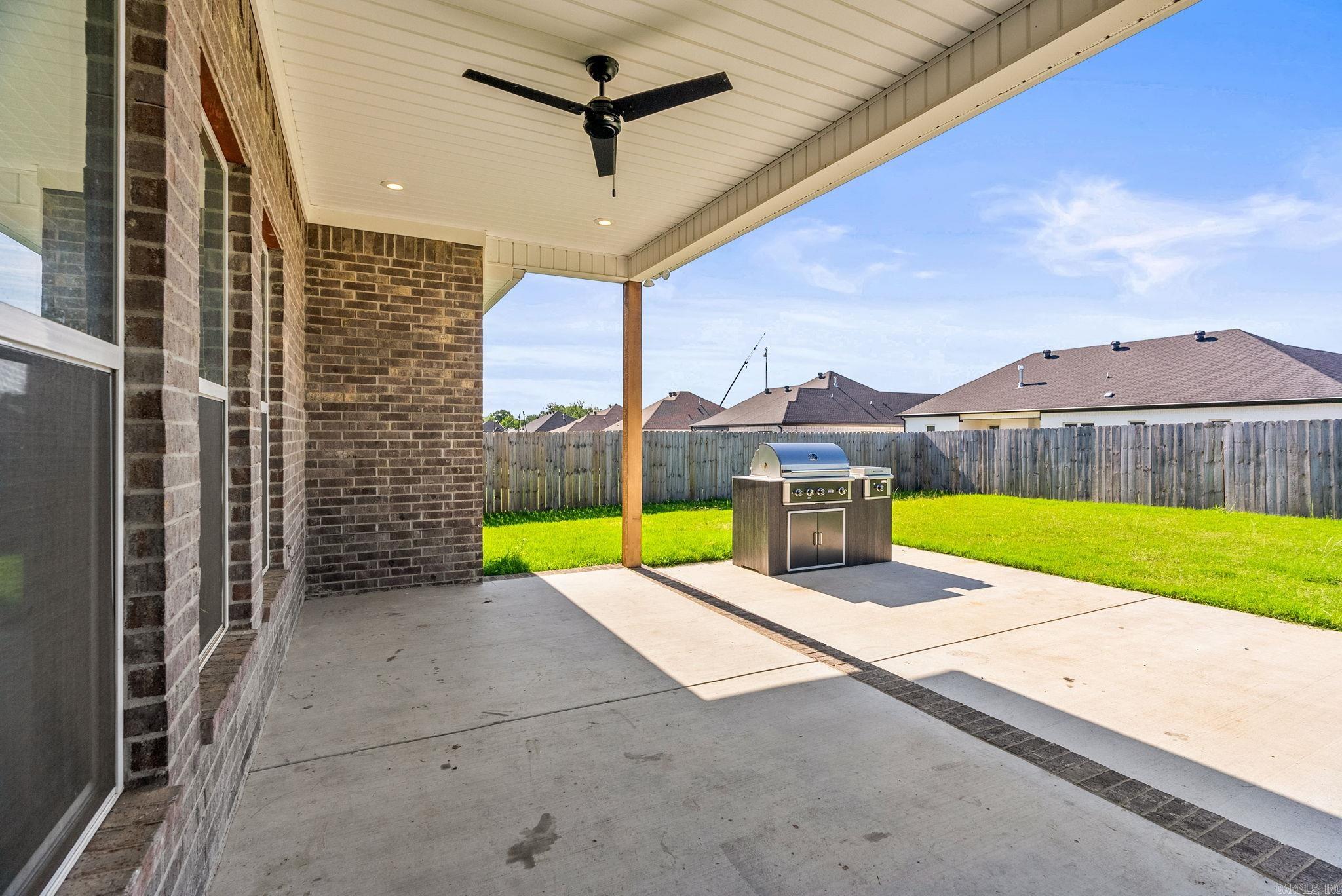 2333 Pleasant Cove Conway, AR 72034