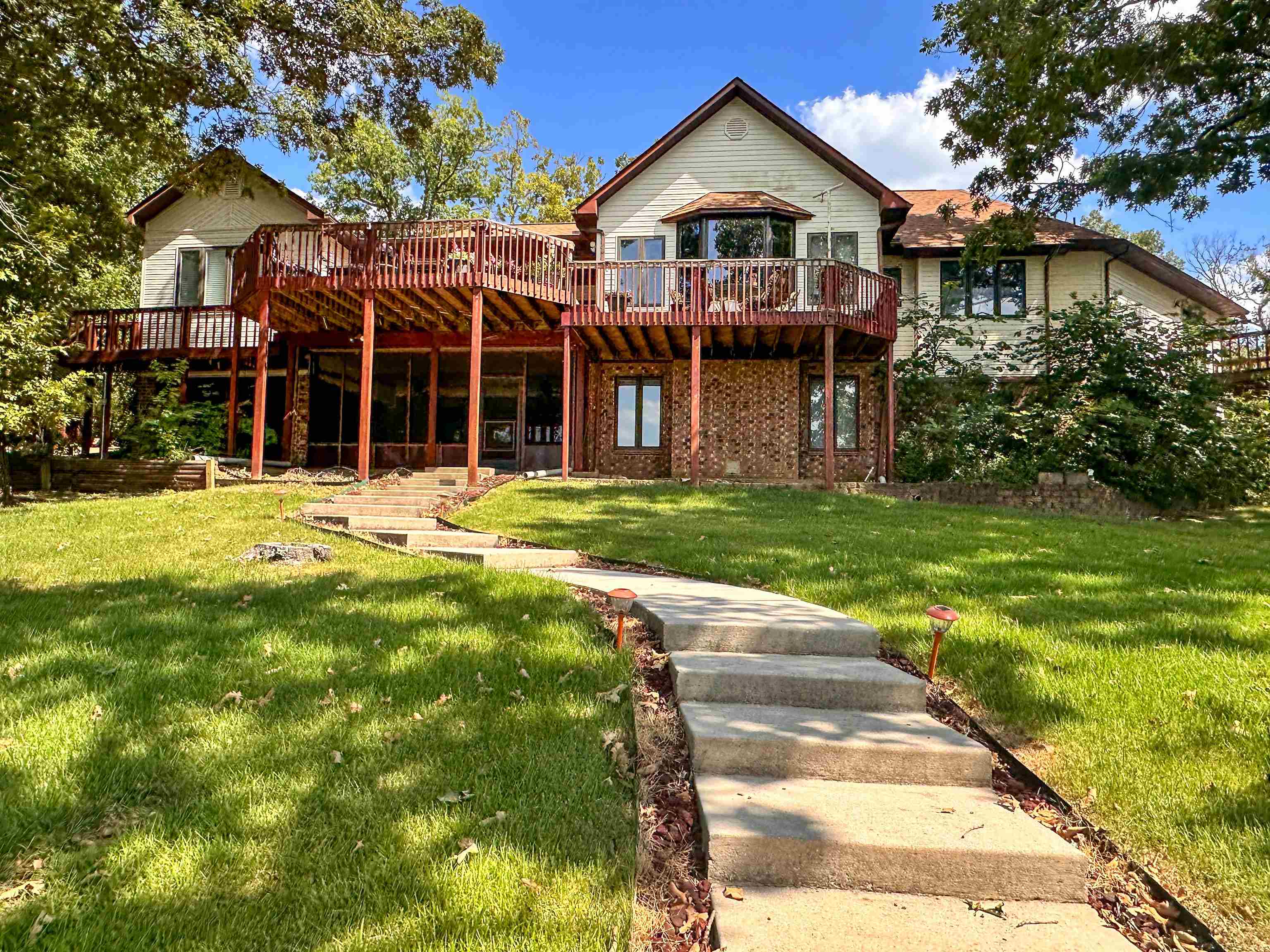 606 S Shore Drive Horseshoe Bend, AR 72512