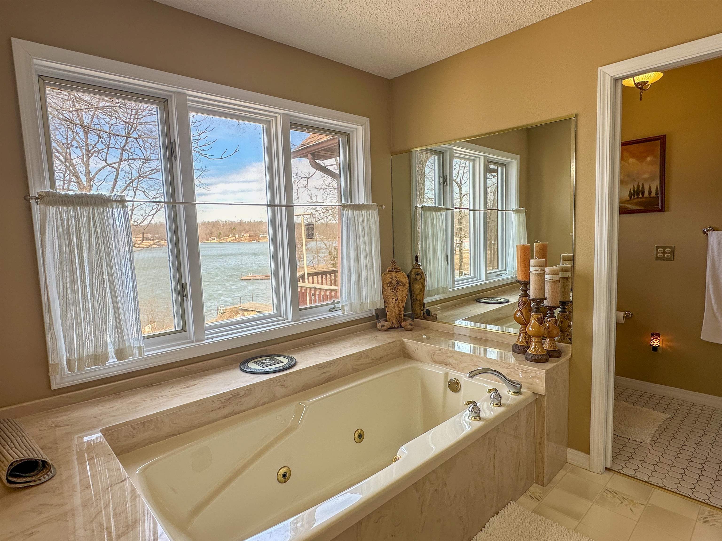 606 S Shore Drive Horseshoe Bend, AR 72512