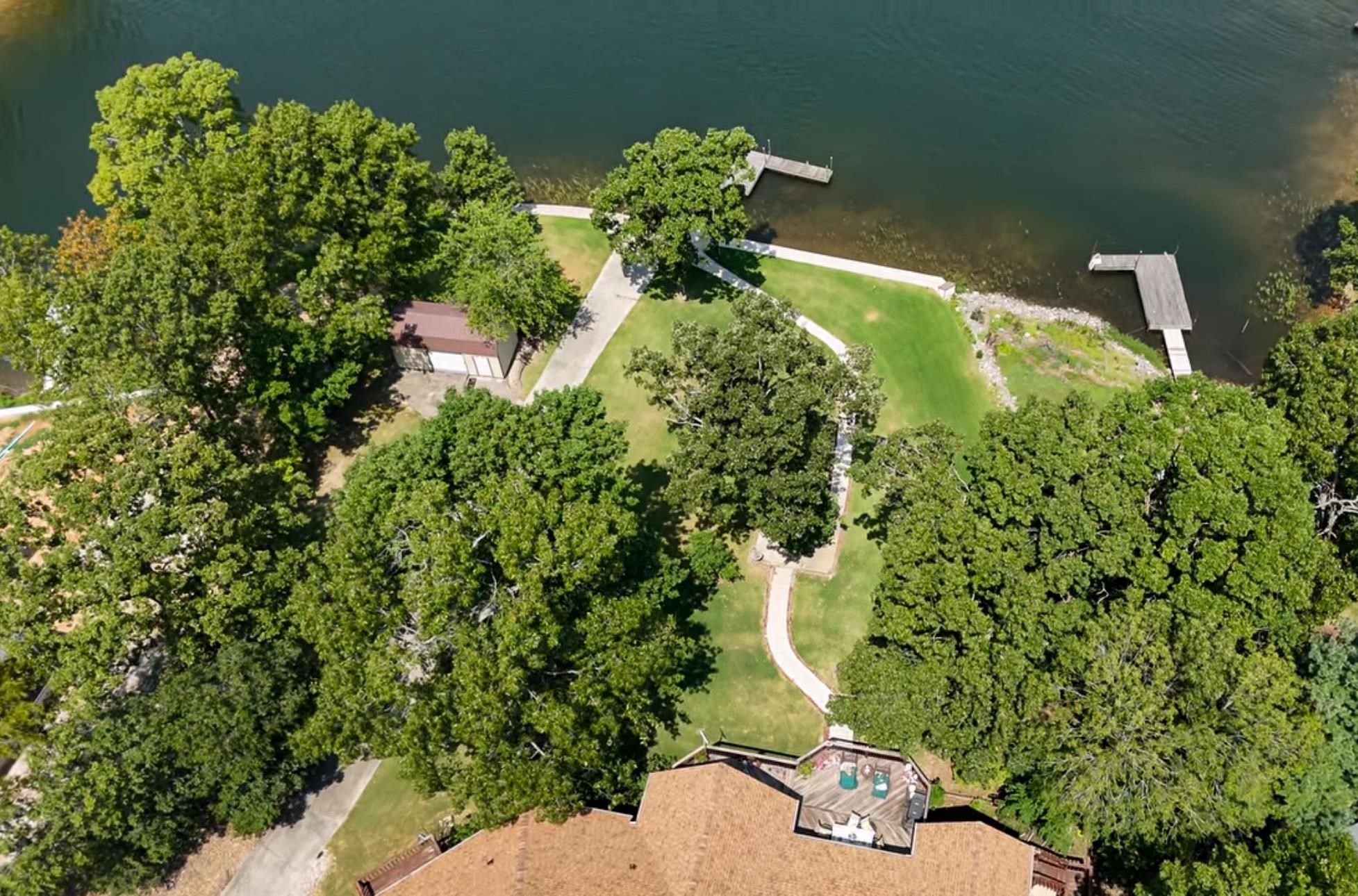 606 S Shore Drive Horseshoe Bend, AR 72512