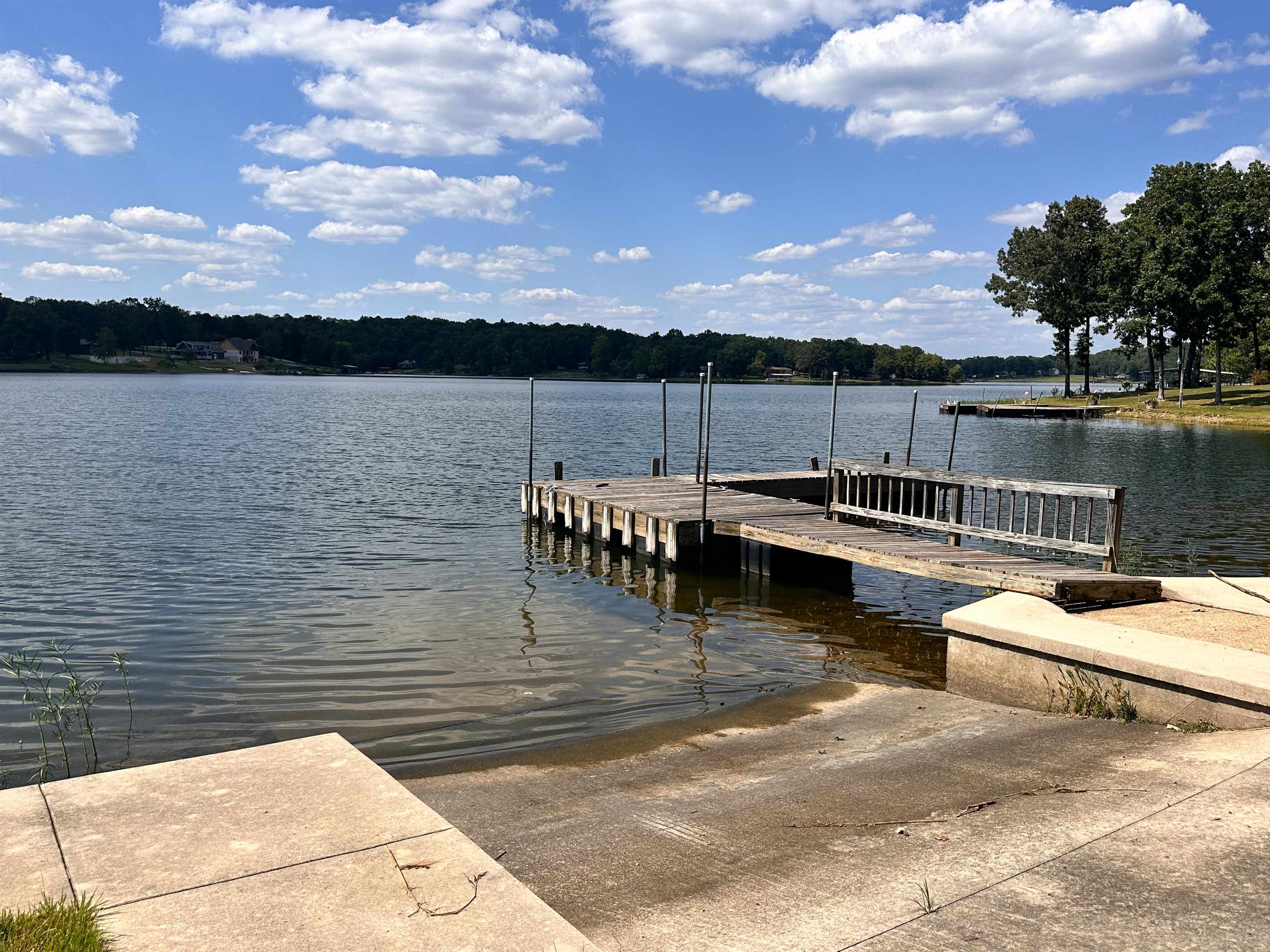 606 S Shore Drive Horseshoe Bend, AR 72512