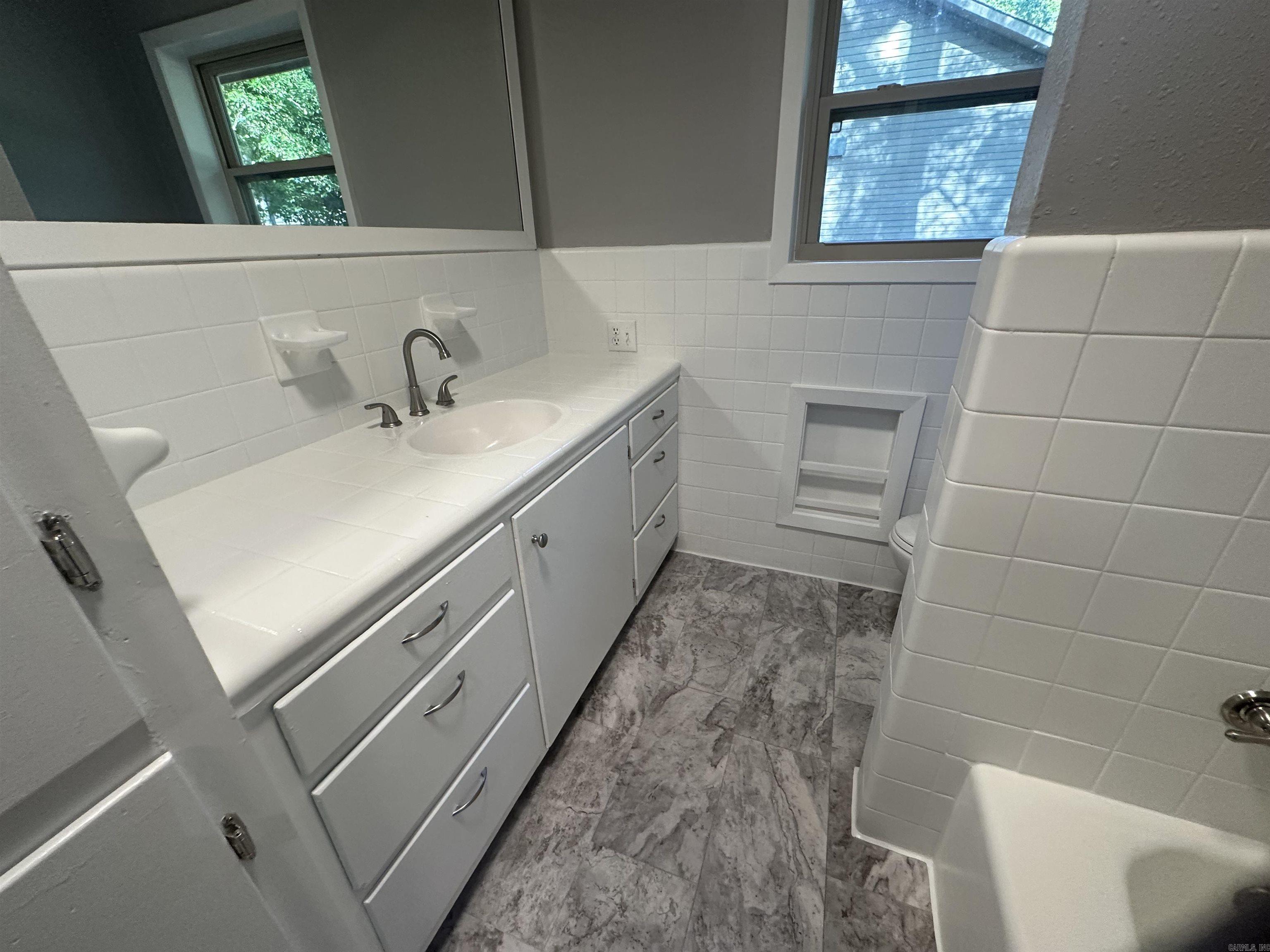 1 Shannon Drive McGehee, AR 71654