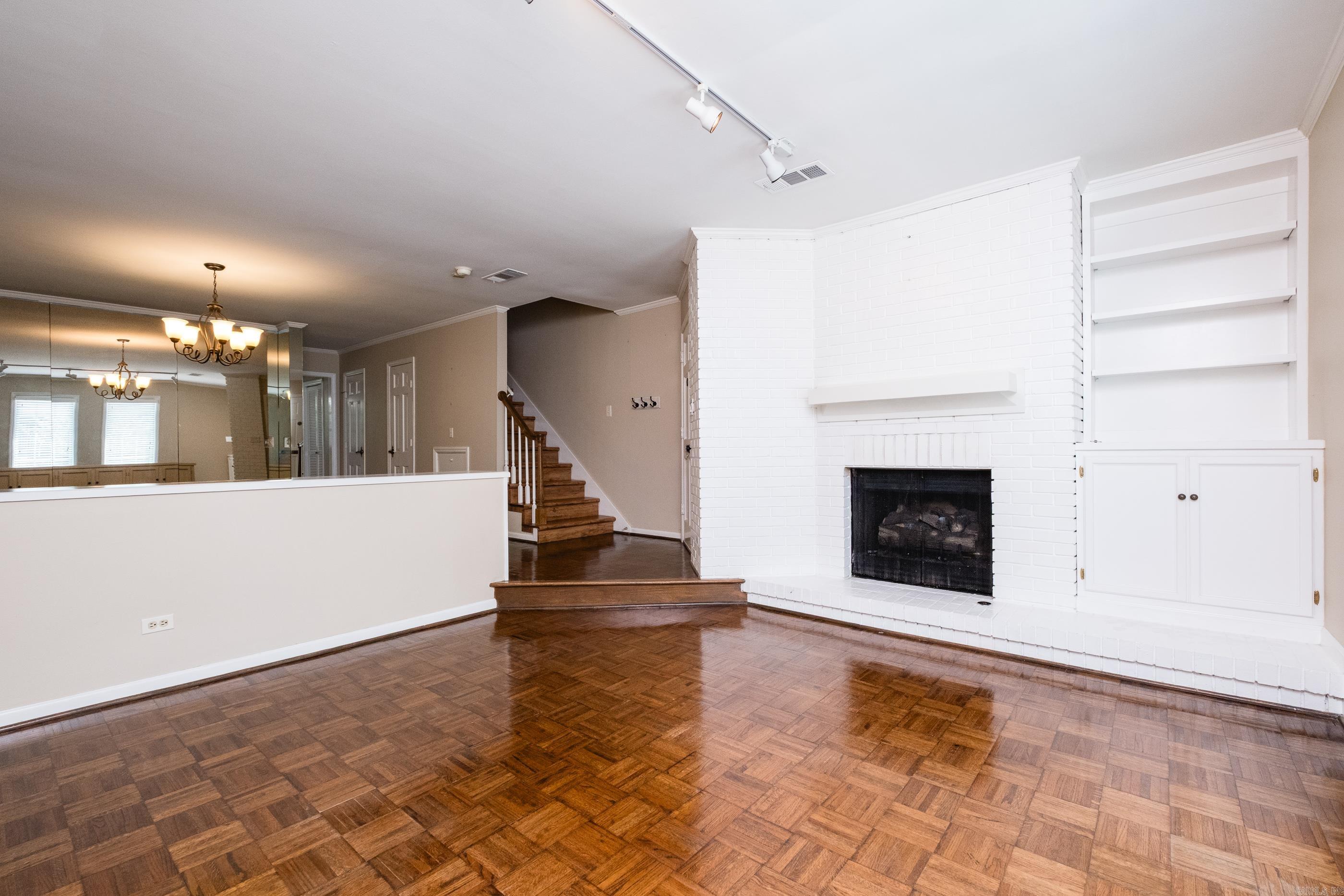 2801 Foxcroft #11  Little Rock, AR