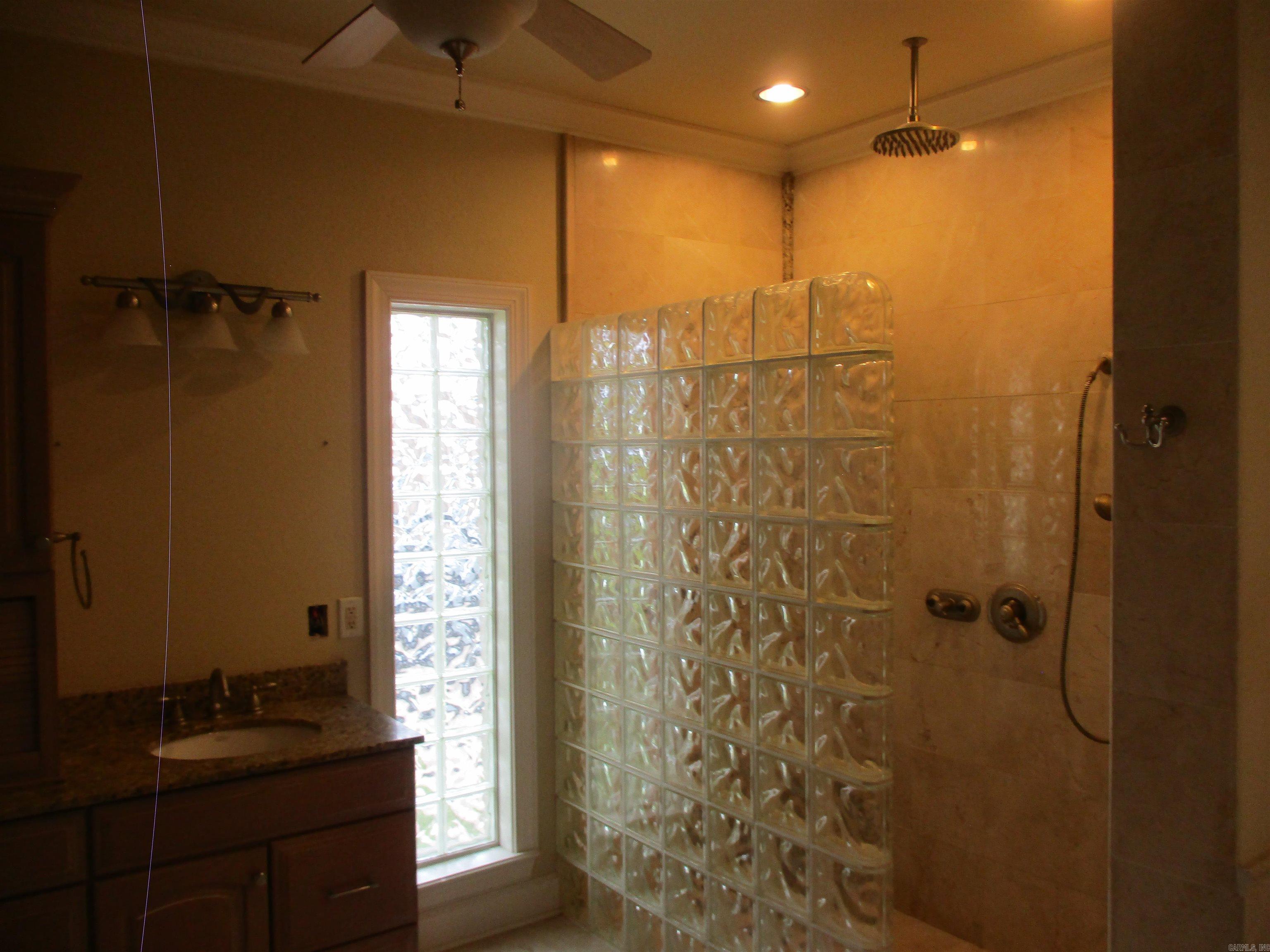 129 Silver Springs Drive Benton, AR 72015