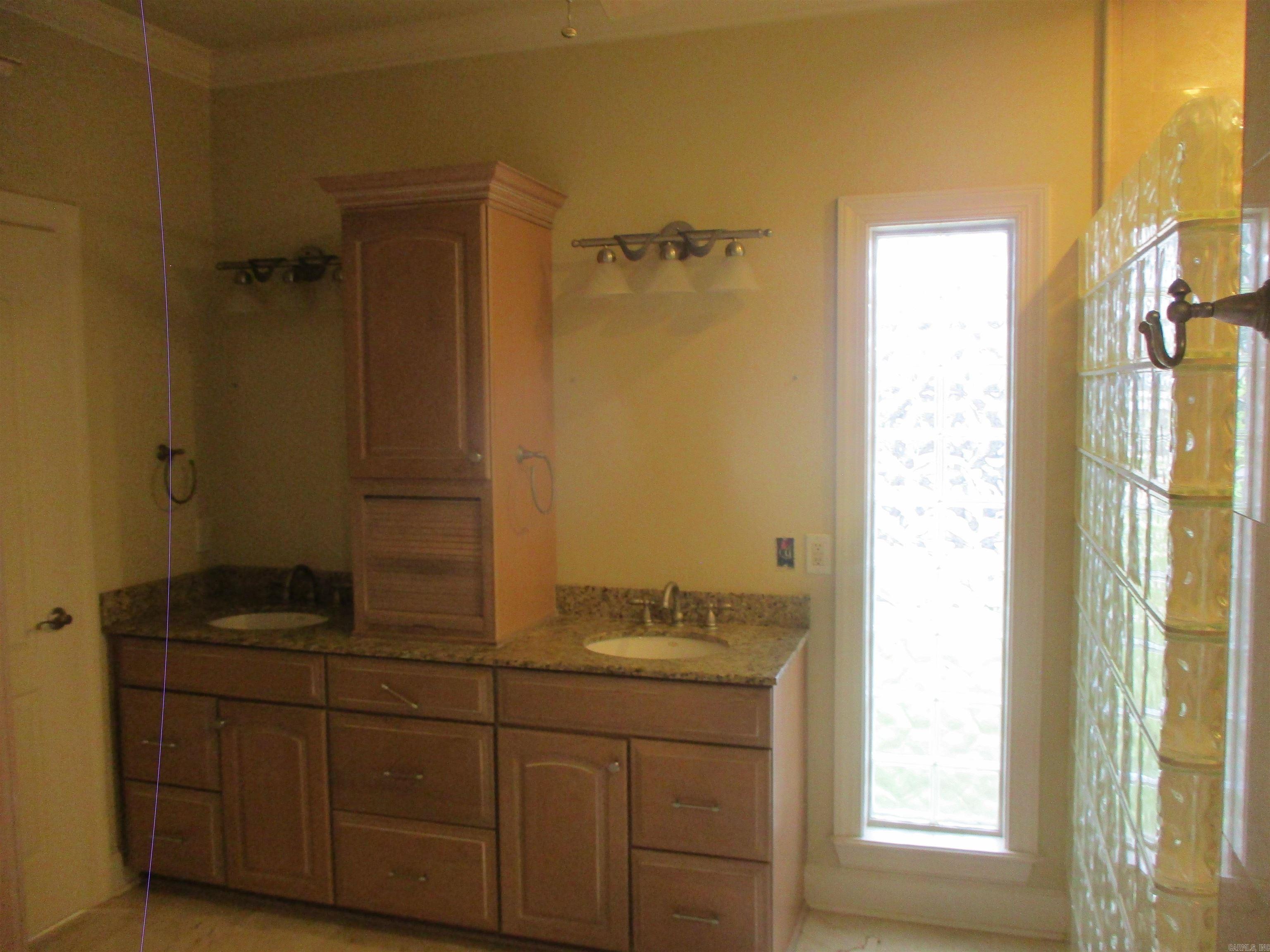 129 Silver Springs Drive Benton, AR 72015