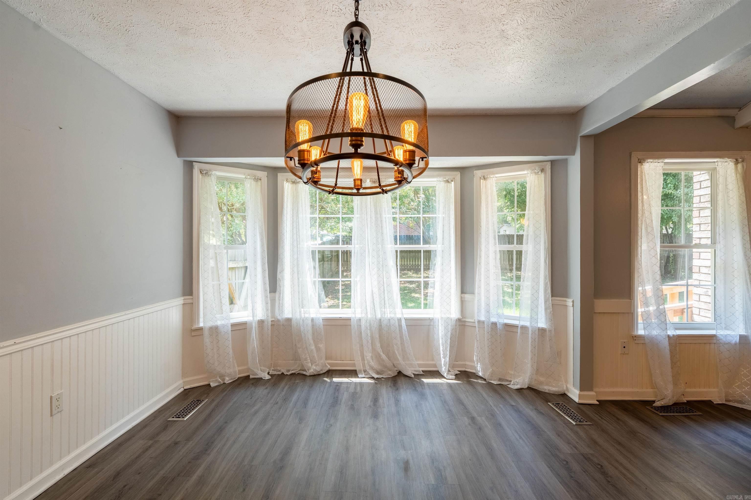 103 Chippewa  Searcy, AR