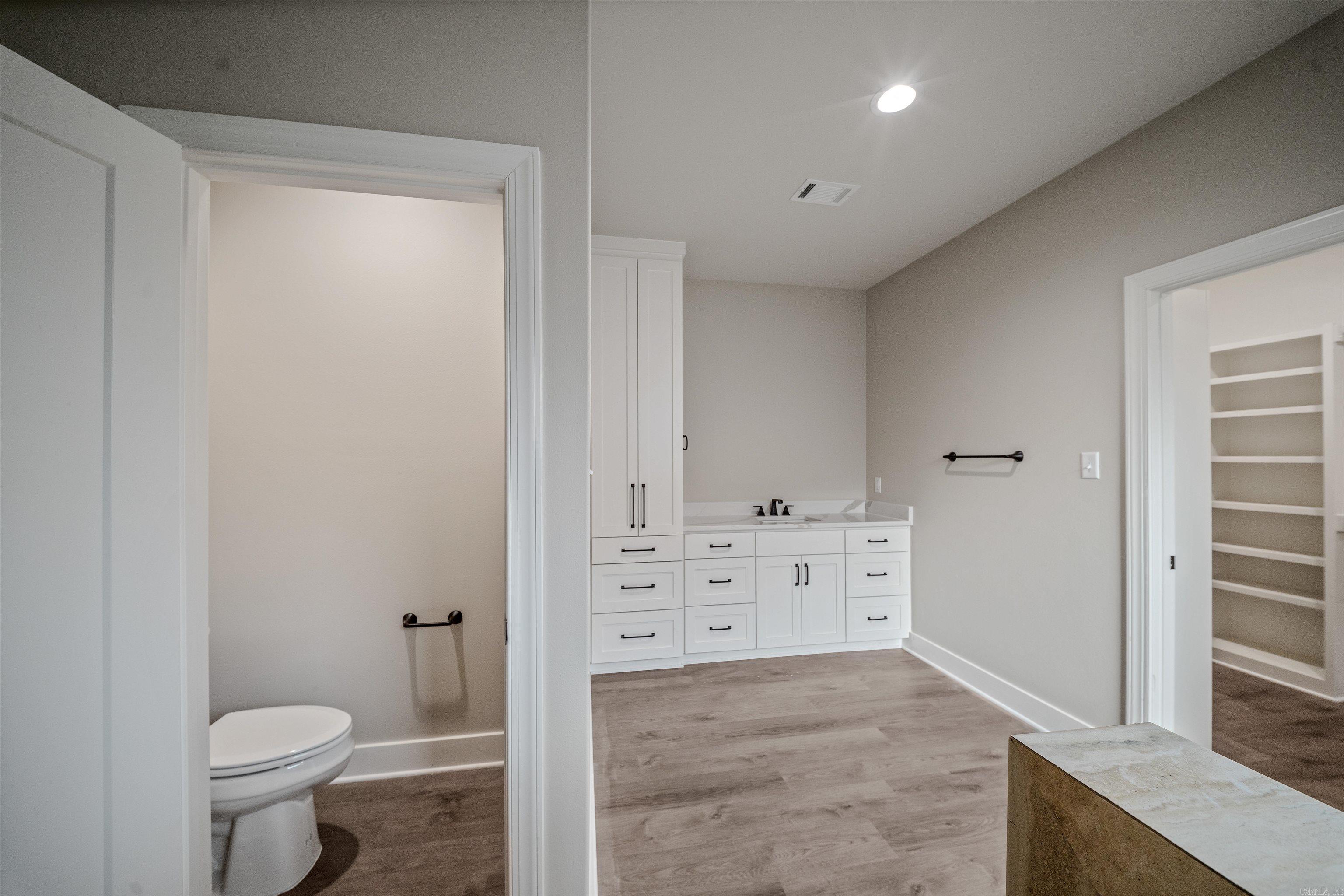 111 Harmony Village Haskell, AR 72015