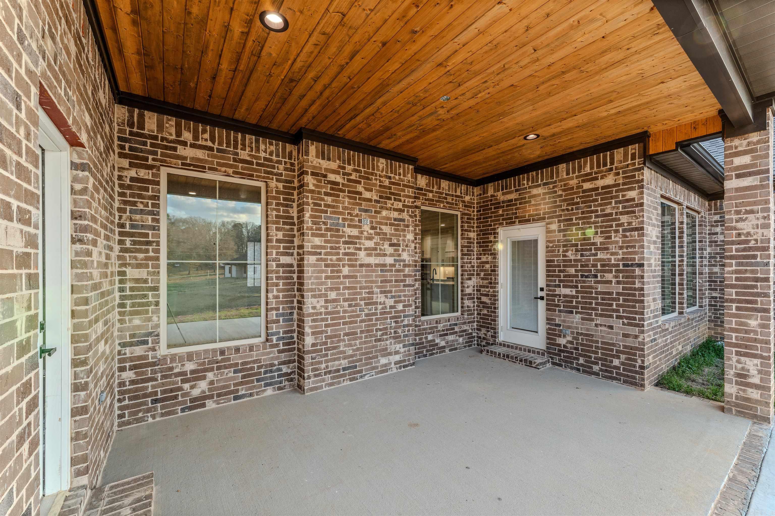 111 Harmony Village Haskell, AR 72015