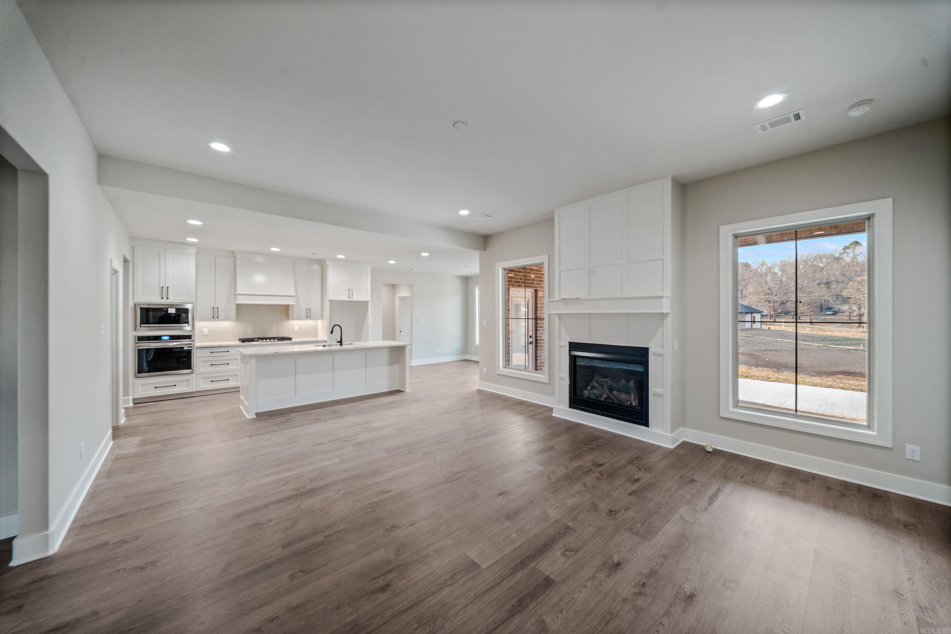 111 Harmony Village Haskell, AR 72015