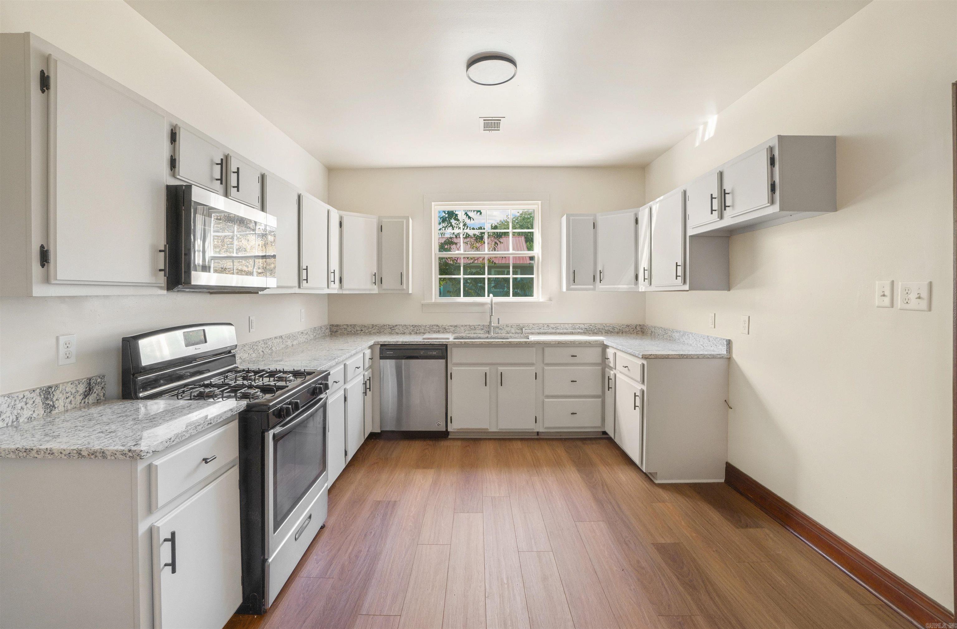 707 N West Street Morrilton, AR 72110