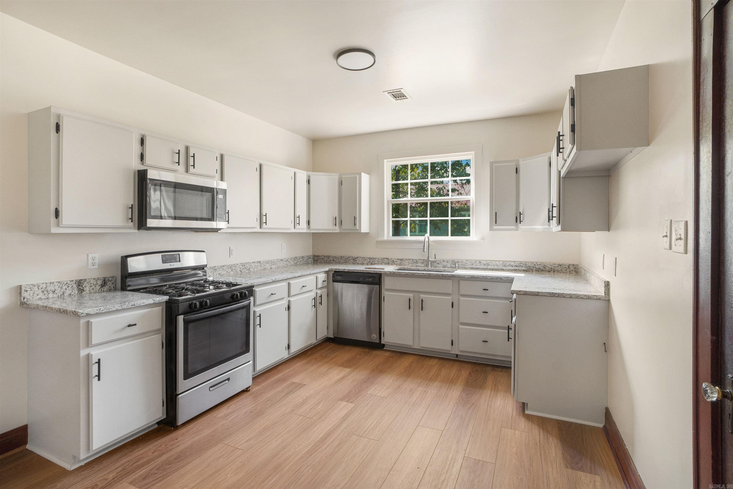 707 N West Street Morrilton, AR 72110