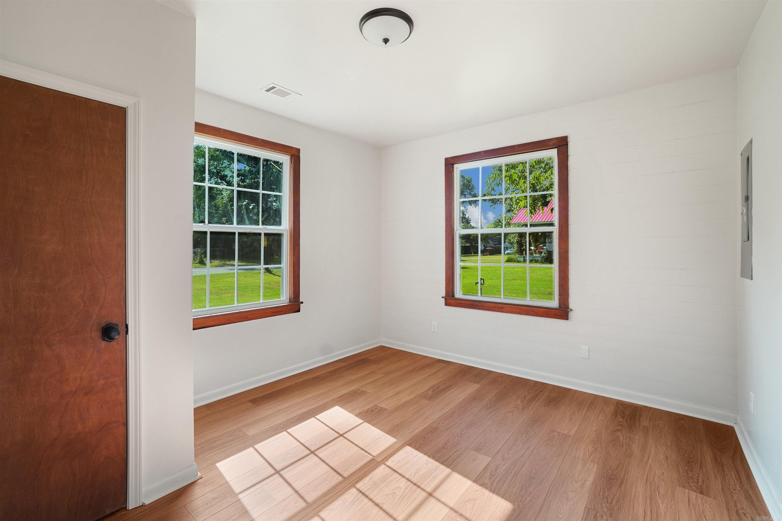 707 N West Street Morrilton, AR 72110