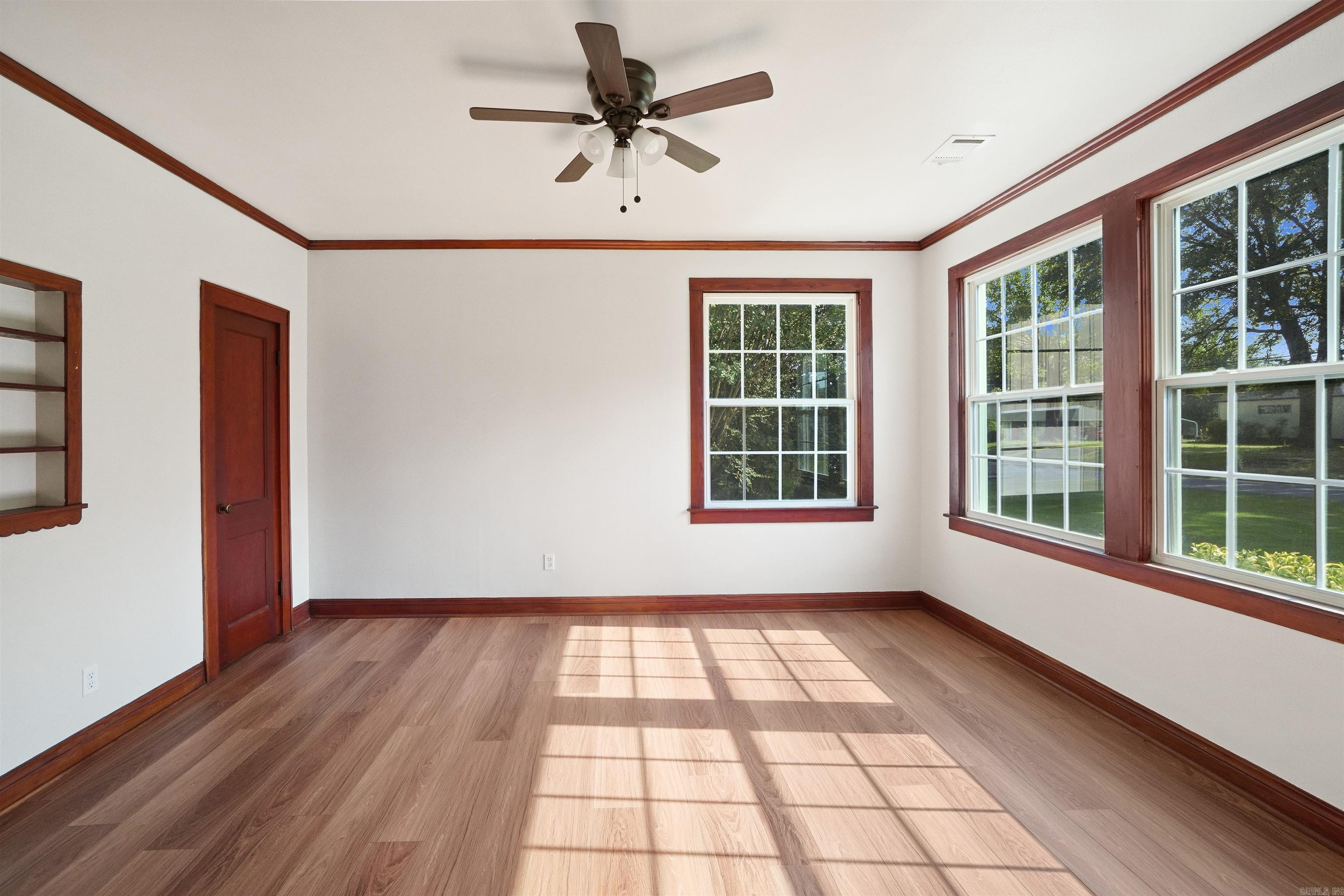 707 N West Street Morrilton, AR 72110