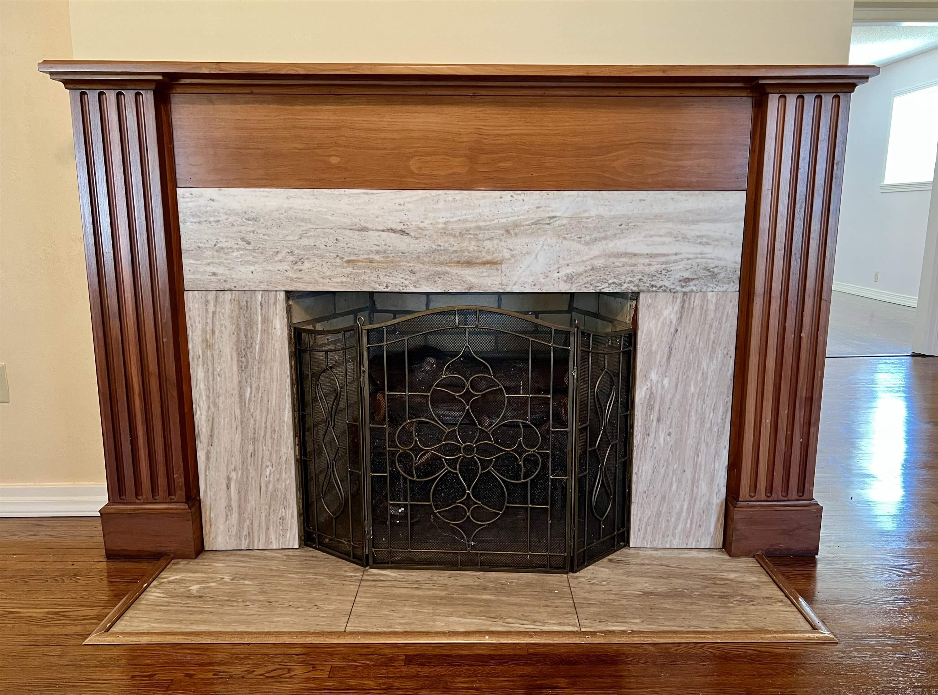 115 N Crest Trumann, AR 72472