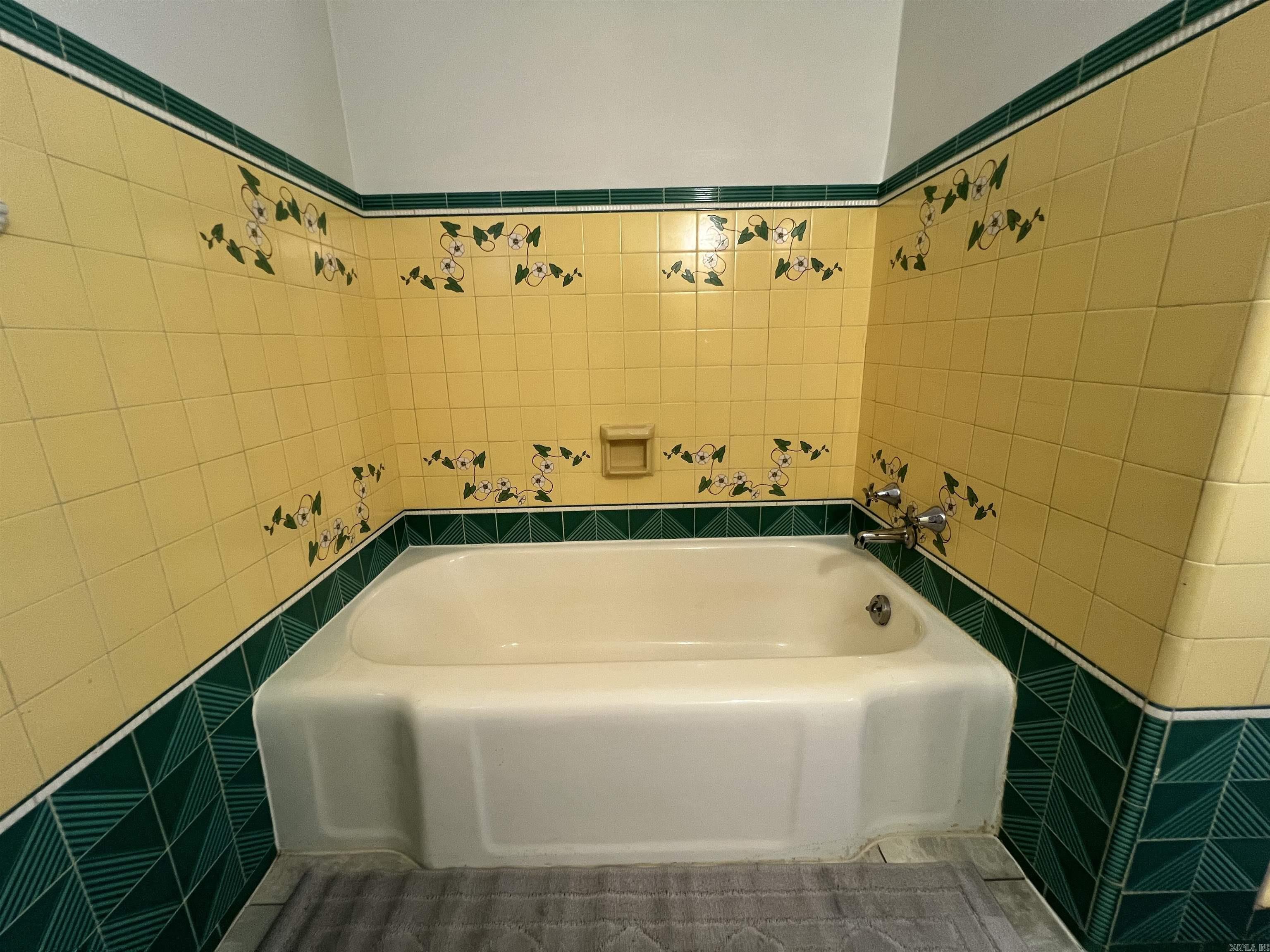 115 N Crest Trumann, AR 72472