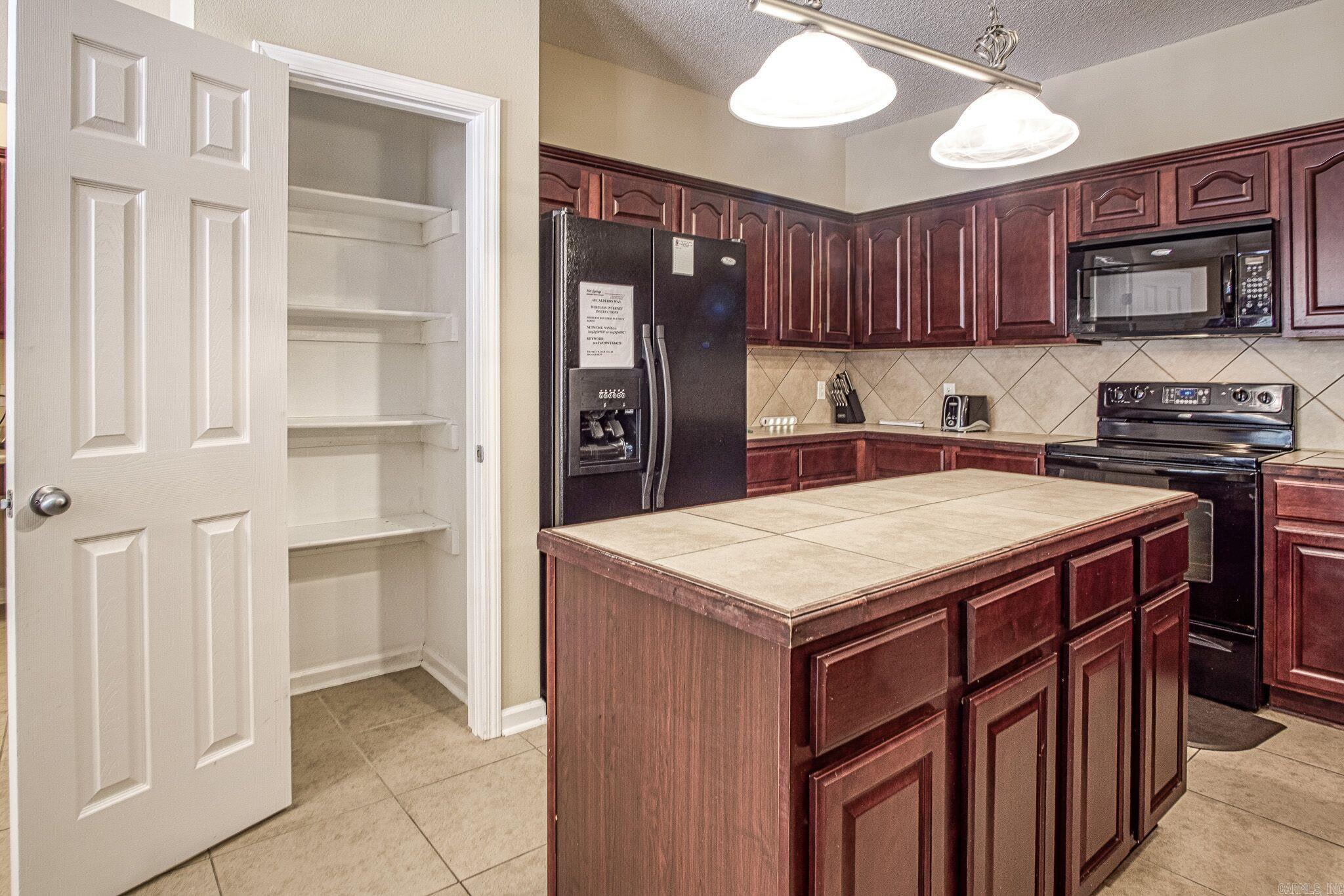 60 Calderon  Hot Springs Village, AR