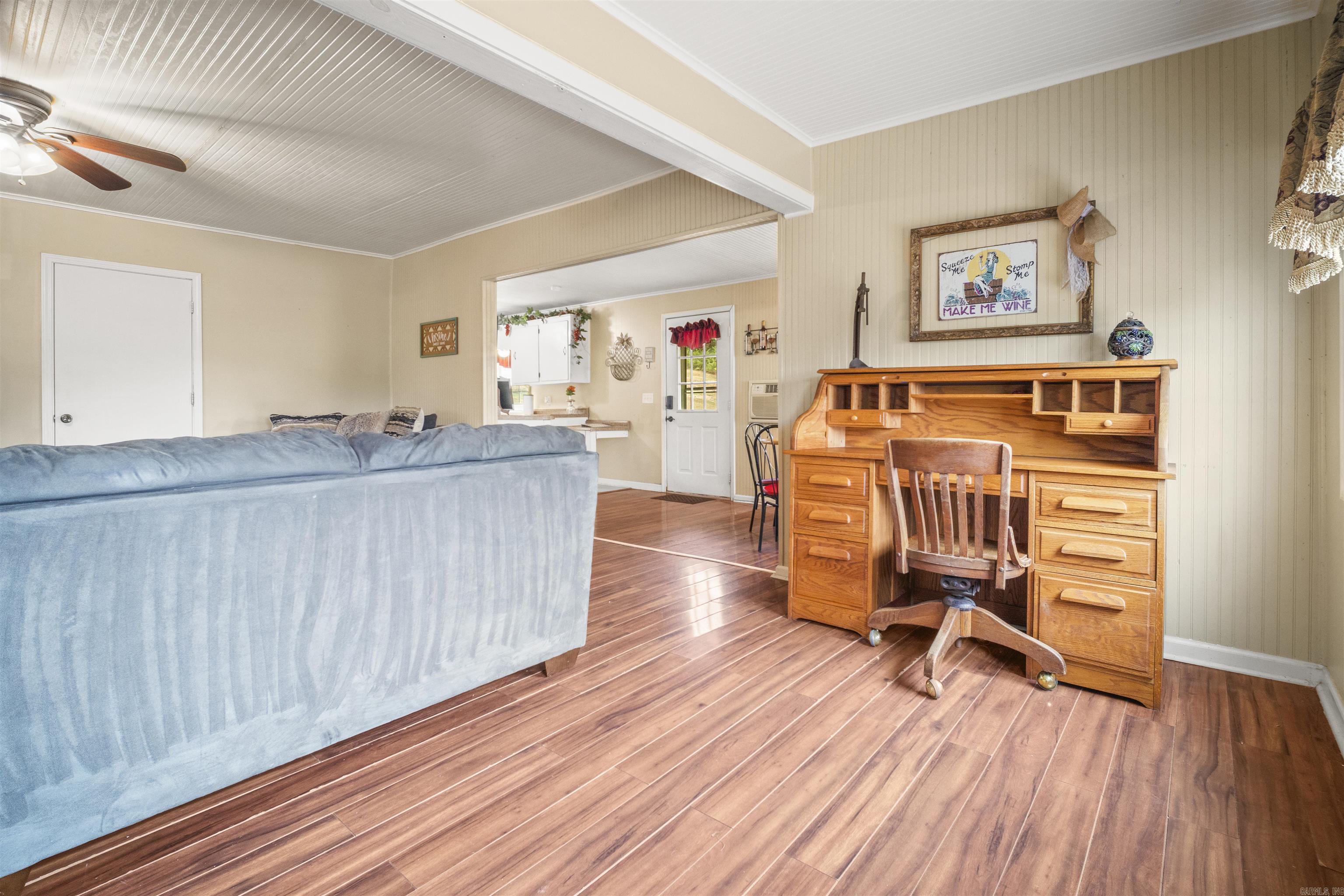 99 Sandtown Road Morrilton, AR 72110