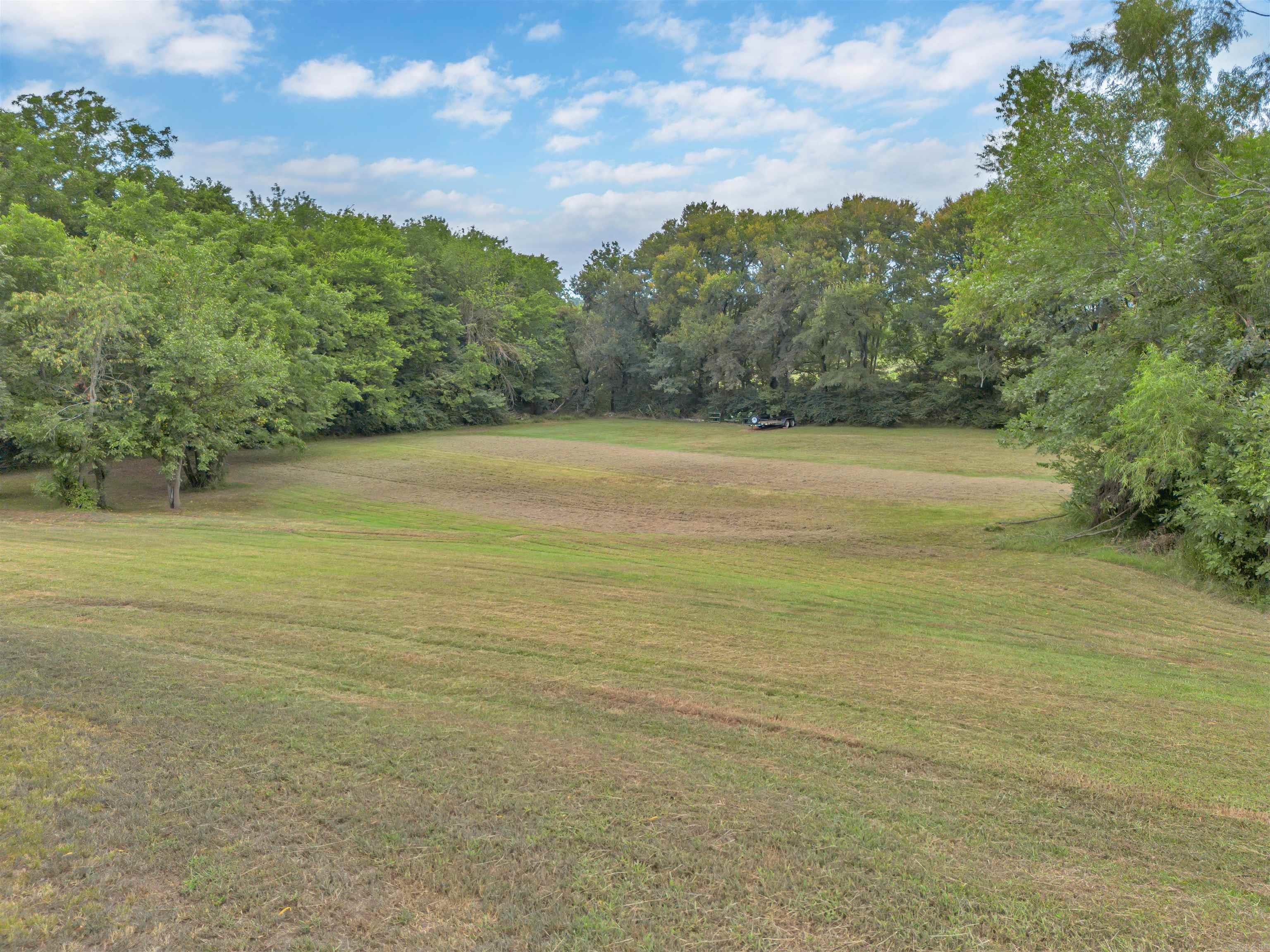 99 Sandtown Road Morrilton, AR 72110