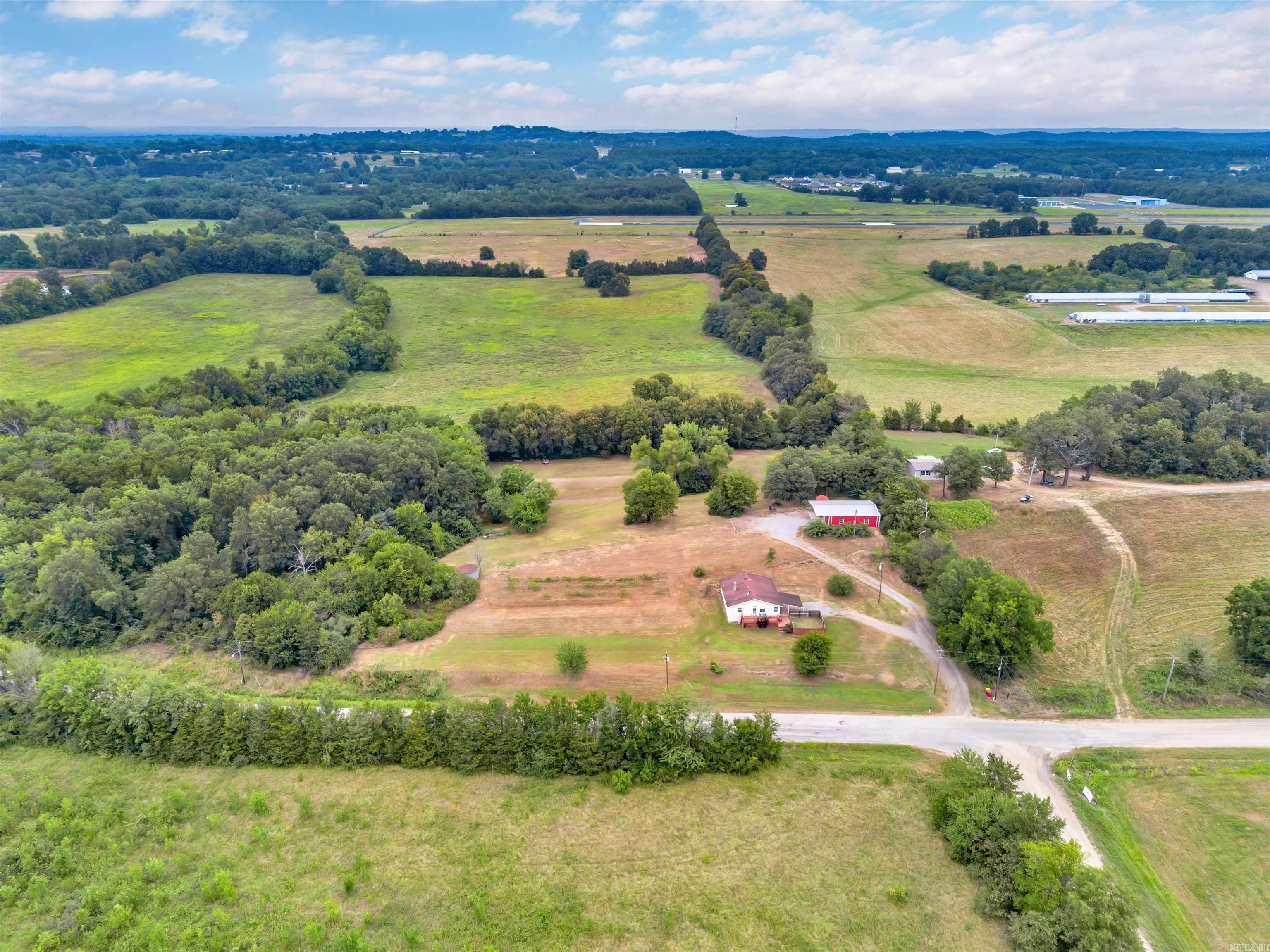 99 Sandtown Road Morrilton, AR 72110